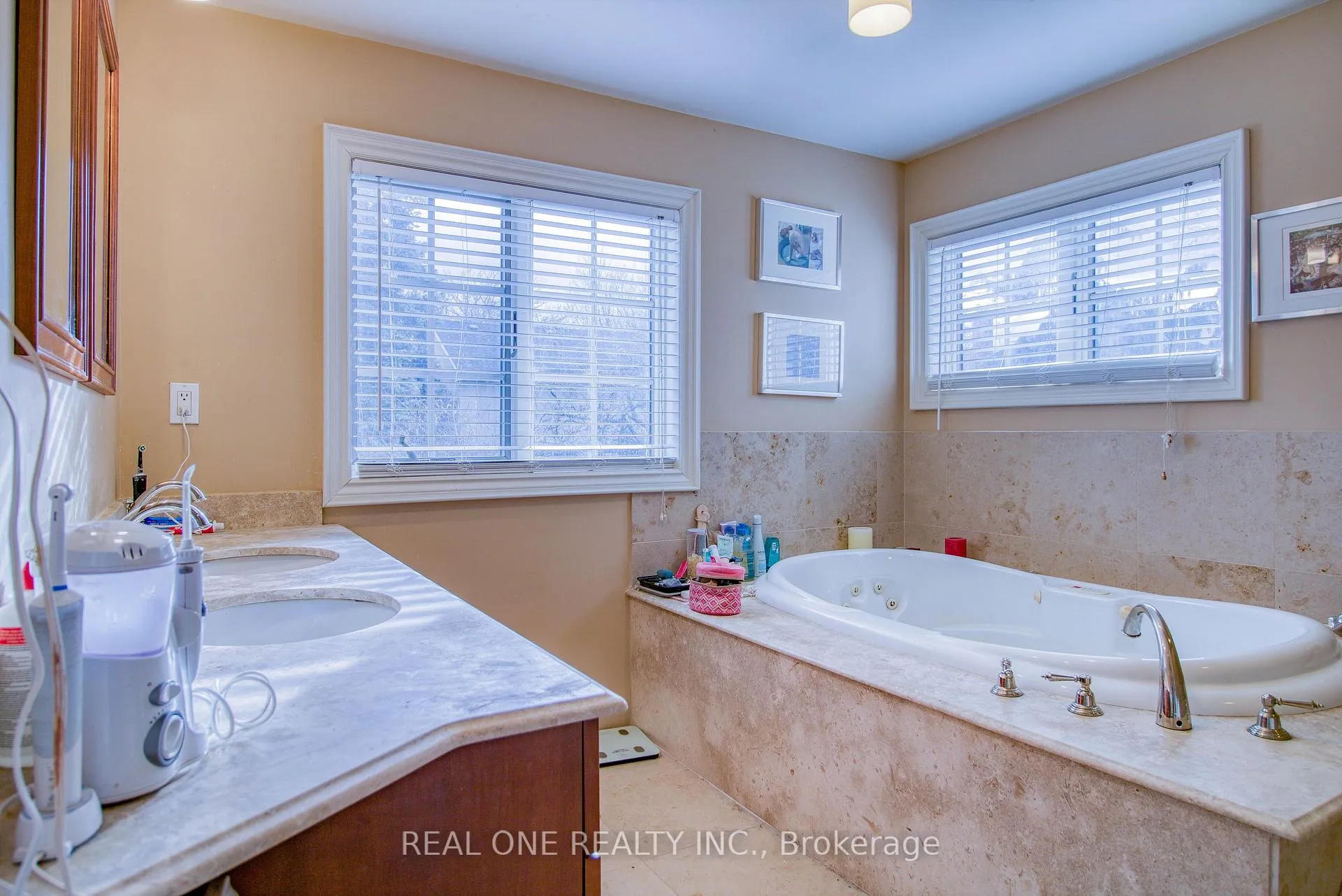 Photo 23 of 129 Imperial Street, Toronto, Yonge-Eglinton — HOMEH
