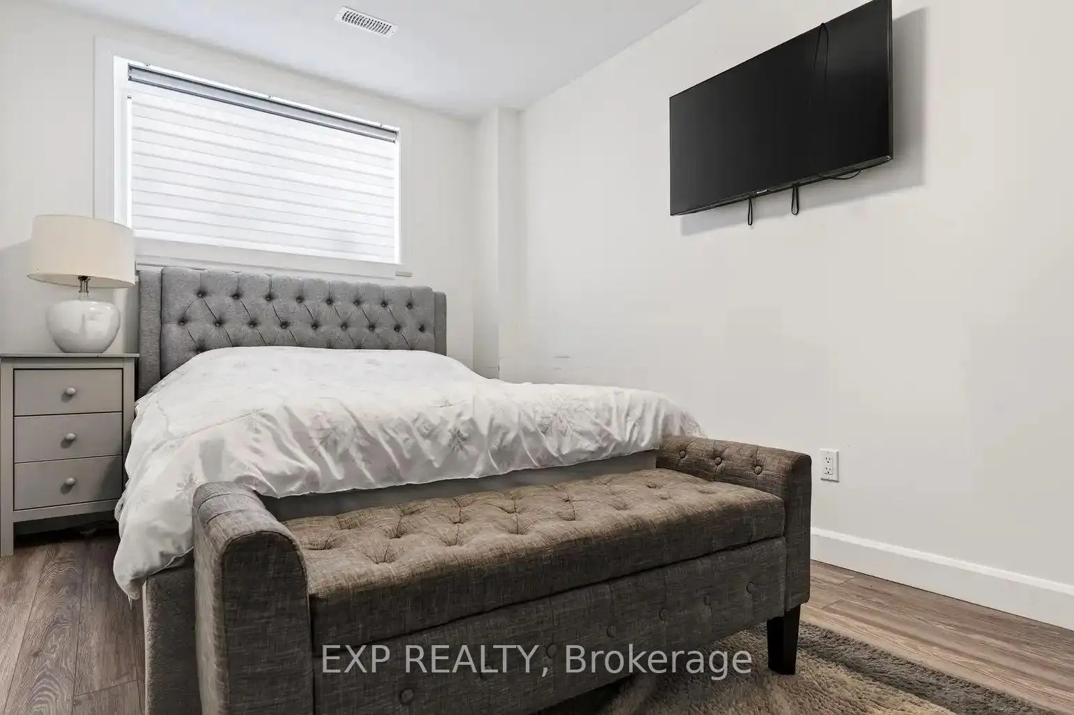 Photo 5 of 2390 Watson Crescent, Cornwall — HOMEH