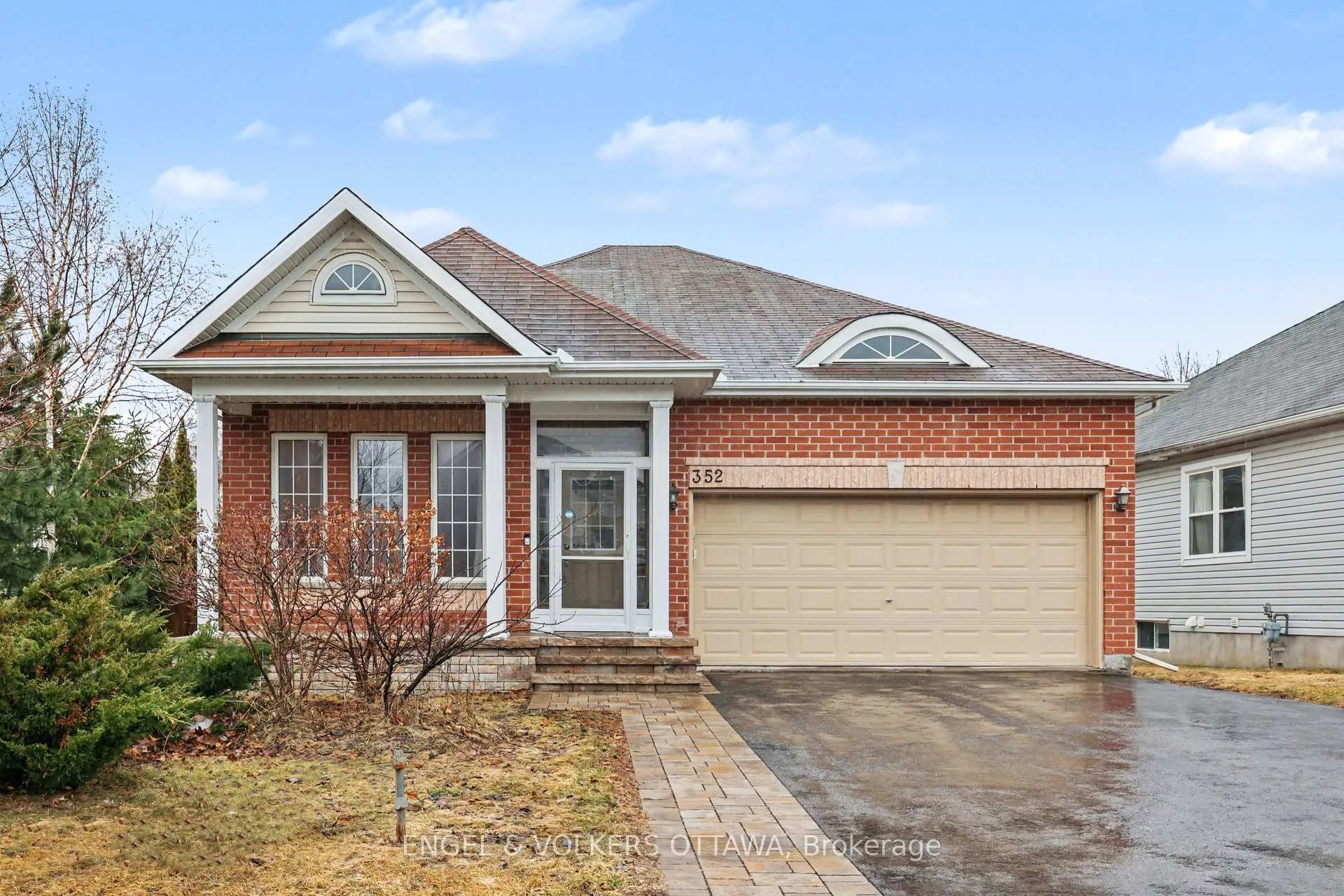 Photo 3 of 352 West Ridge Drive, Ottawa, Stittsville (South) — HOMEH