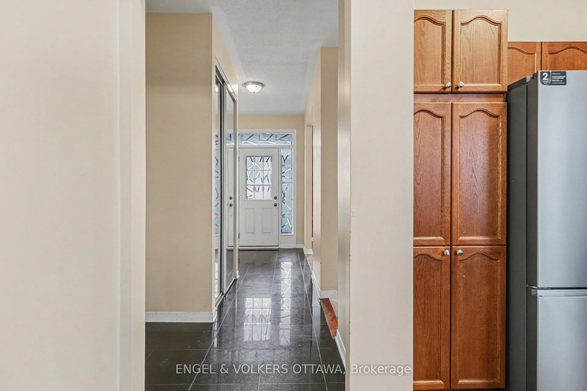 Photo 9 of 352 West Ridge Drive, Ottawa, Stittsville (South) — HOMEH