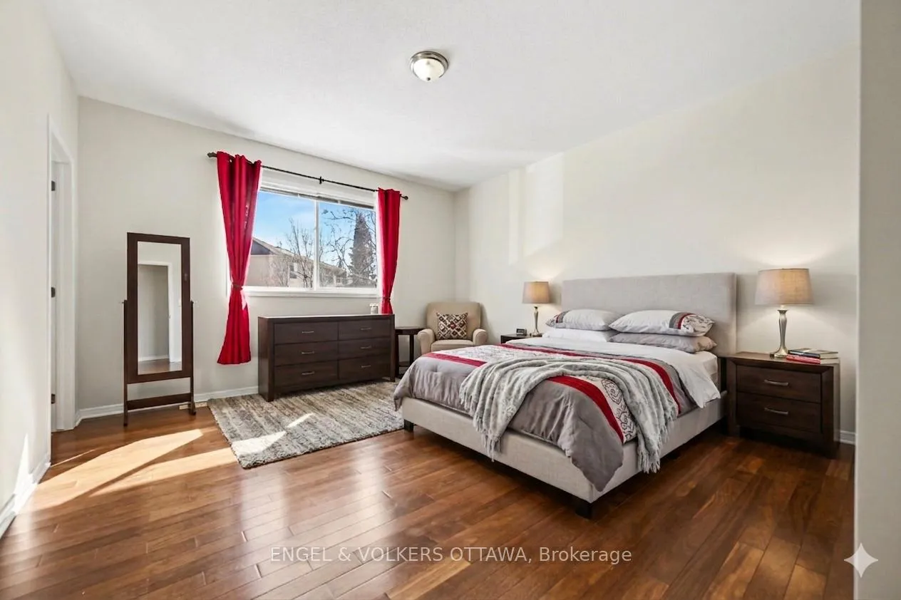 Photo 18 of 352 West Ridge Drive, Ottawa, Stittsville (South) — HOMEH
