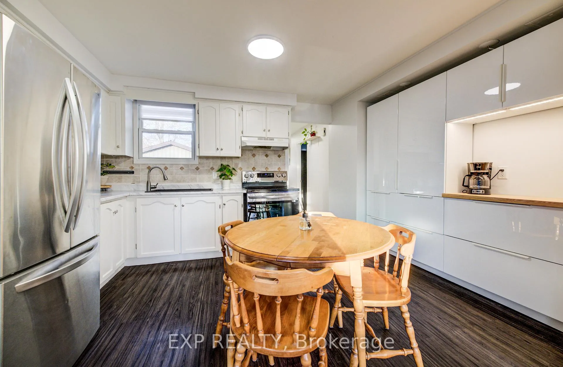 Photo 10 of 53 Norfolk Avenue, Cambridge — HOMEH