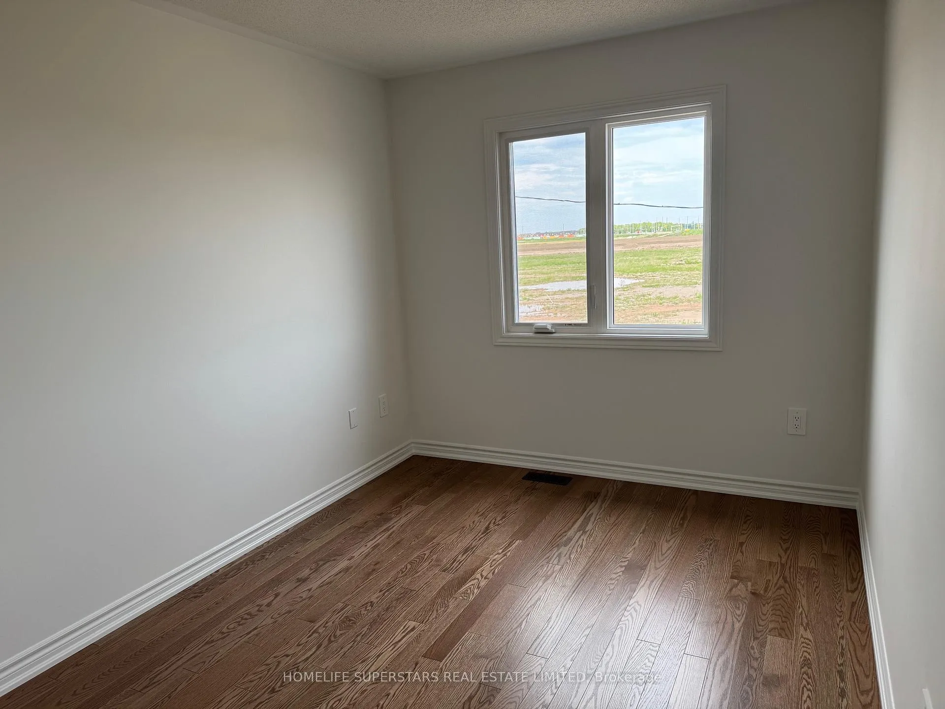Photo 6 of 1583 Savoline Boulevard, Milton, Rural Milton — HOMEH