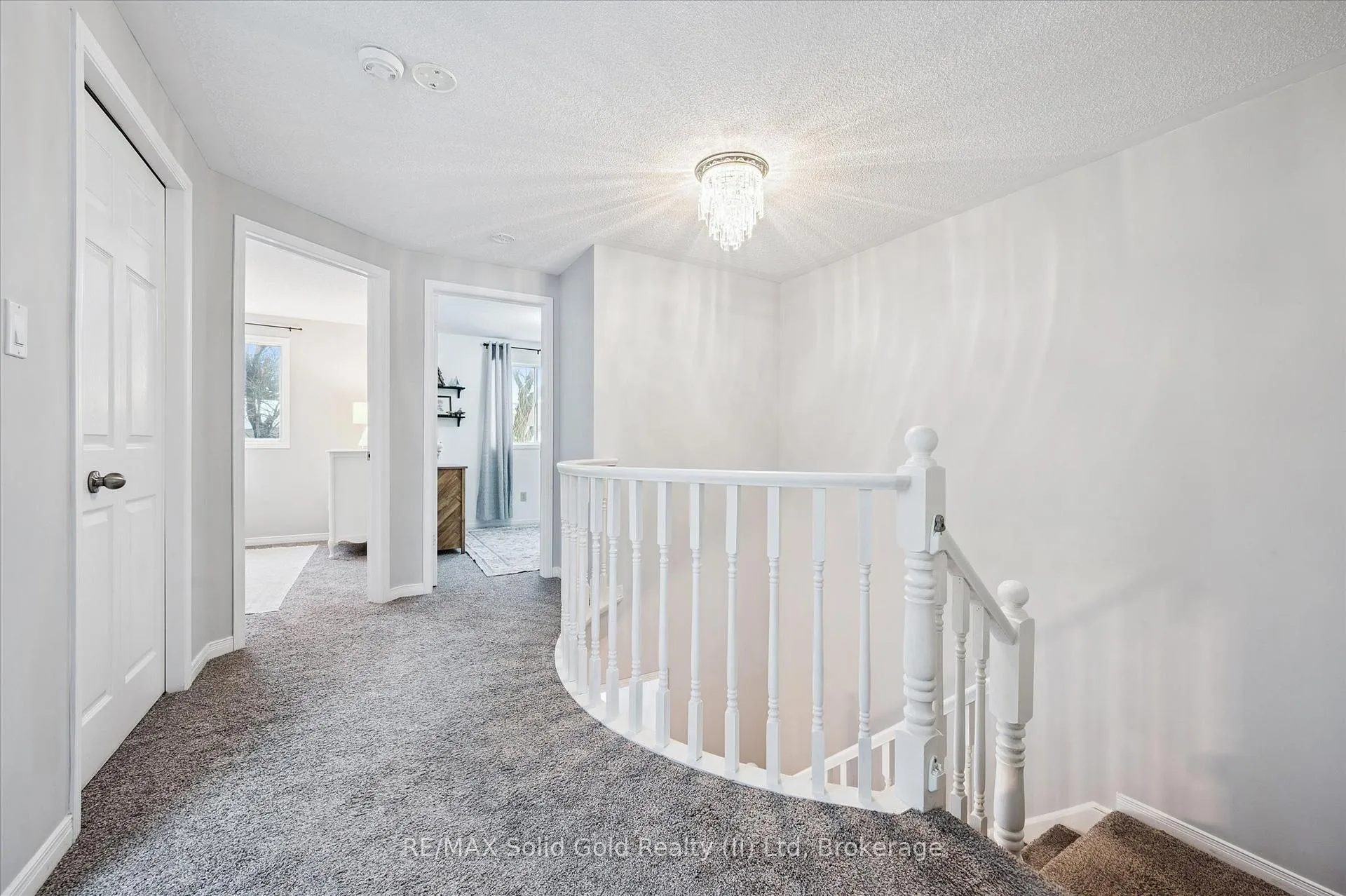 Photo 17 of 4 Northmanor Crescent, Waterloo — HOMEH