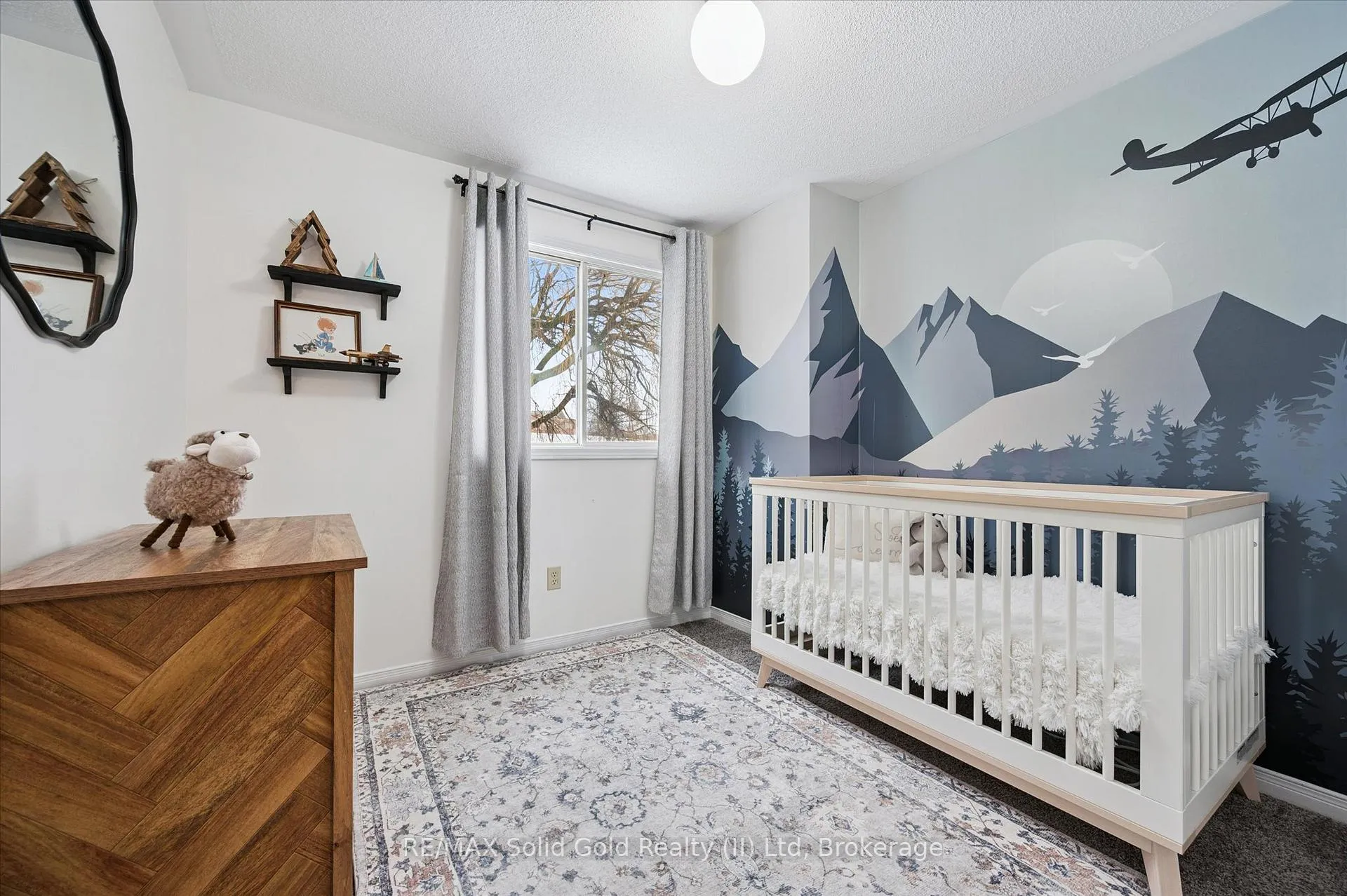 Photo 20 of 4 Northmanor Crescent, Waterloo — HOMEH