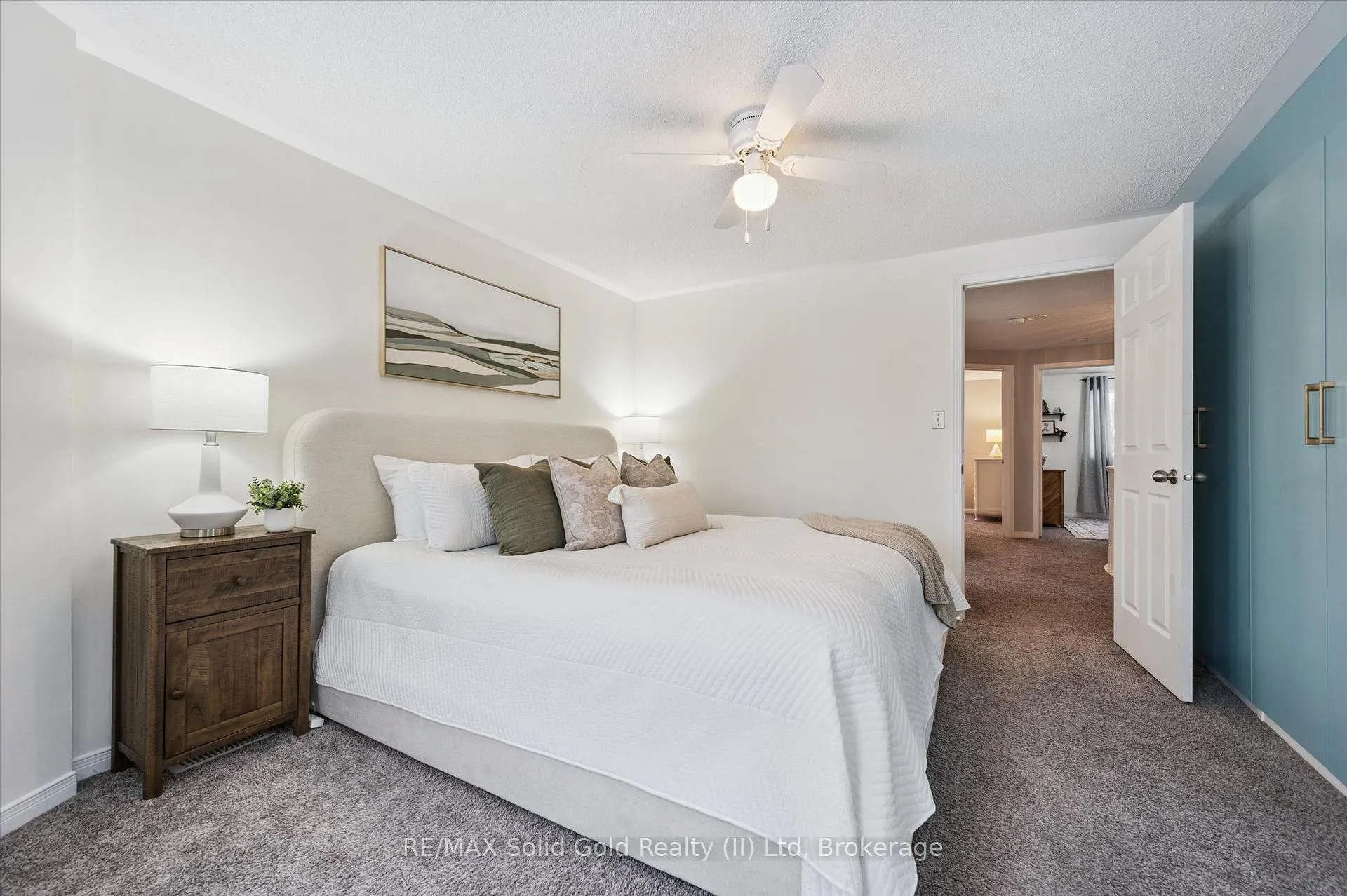 Photo 26 of 4 Northmanor Crescent, Waterloo — HOMEH