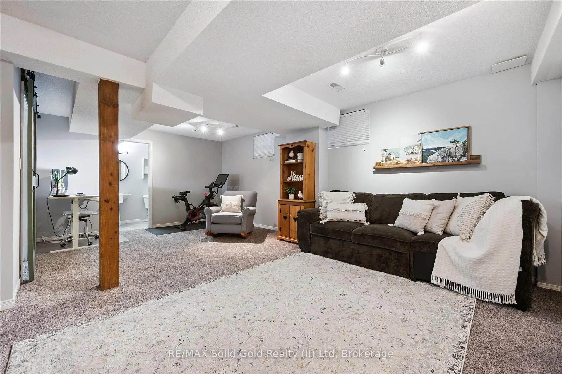 Photo 27 of 4 Northmanor Crescent, Waterloo — HOMEH