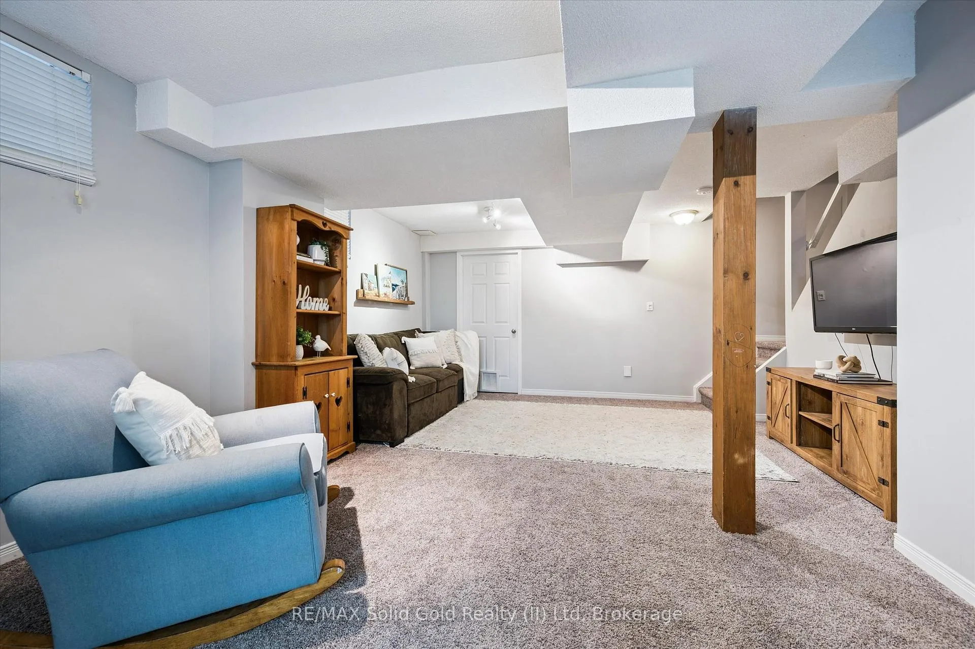 Photo 30 of 4 Northmanor Crescent, Waterloo — HOMEH