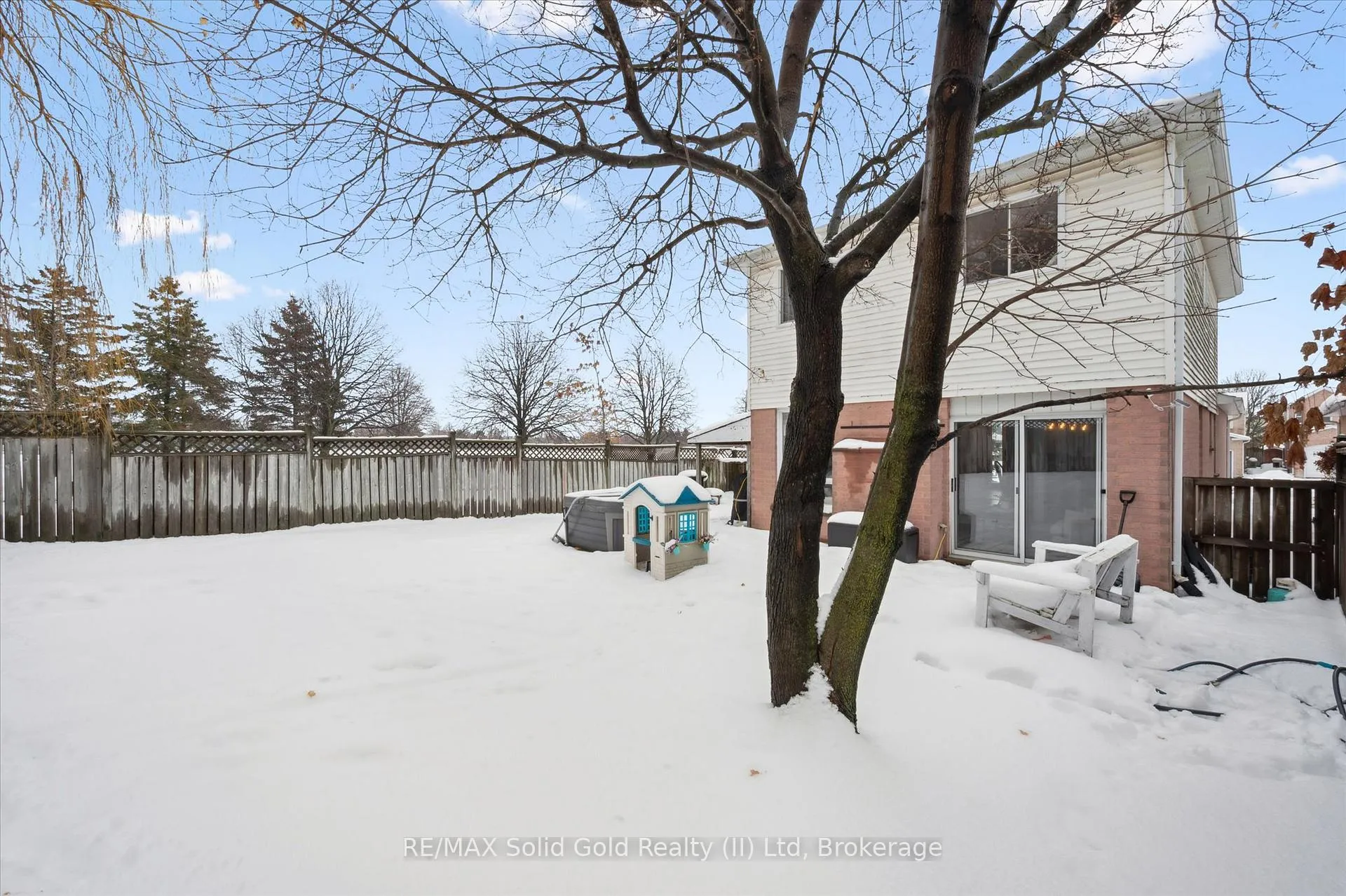 Photo 34 of 4 Northmanor Crescent, Waterloo — HOMEH