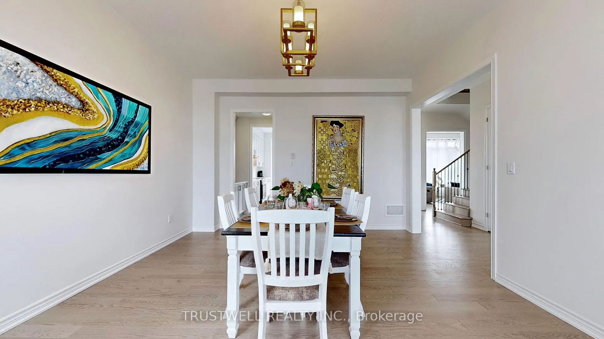 Photo 11 of 178 Rosanne Circle, Wasaga Beach — HOMEH