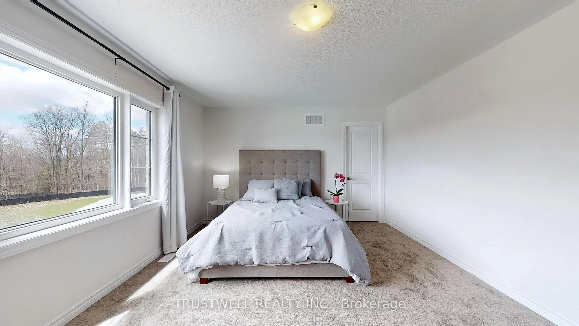 Photo 19 of 178 Rosanne Circle, Wasaga Beach — HOMEH
