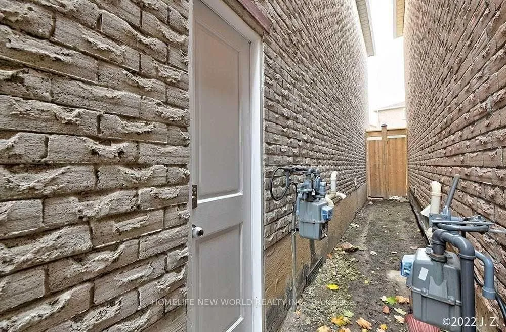 Photo 7 of Unit BSMT, 118 Irenemount Crescent, Markham, Middlefield — HOMEH