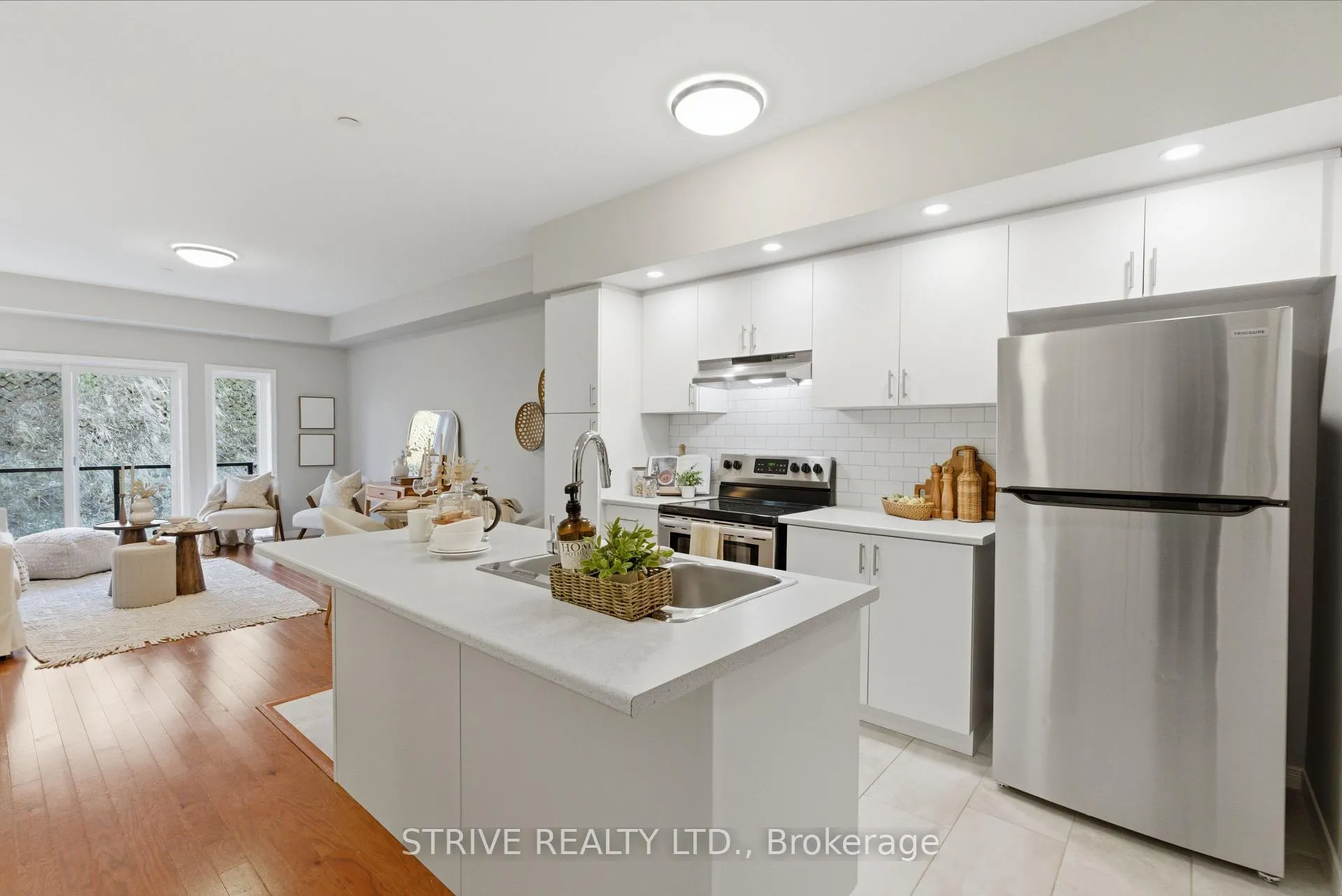Photo 8 of Unit 206, 344 Florence Drive, Peterborough, Monaghan Ward 2 — HOMEH