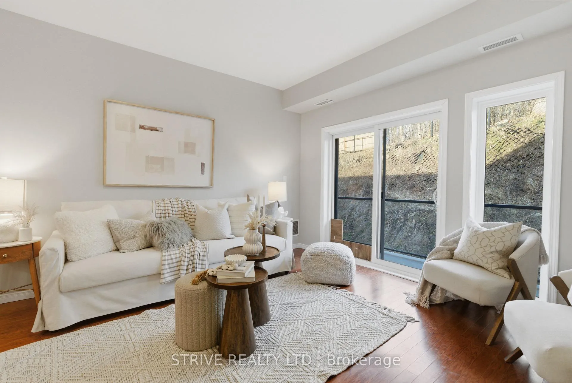 Photo 23 of Unit 206, 344 Florence Drive, Peterborough, Monaghan Ward 2 — HOMEH