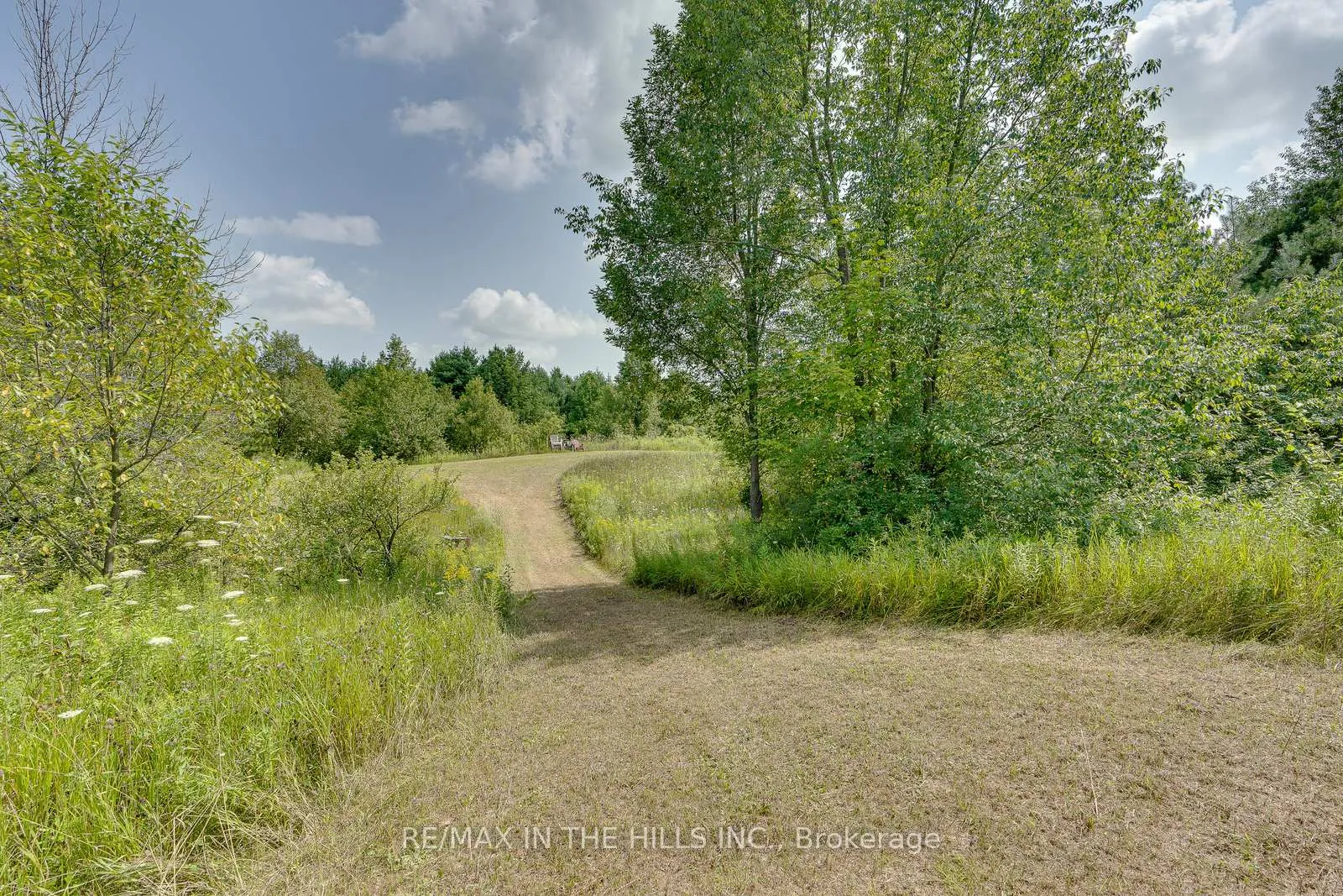 Photo 21 of PT LOT 11 Con 4 Escarpment Side Road, Caledon, Rural Caledon — HOMEH