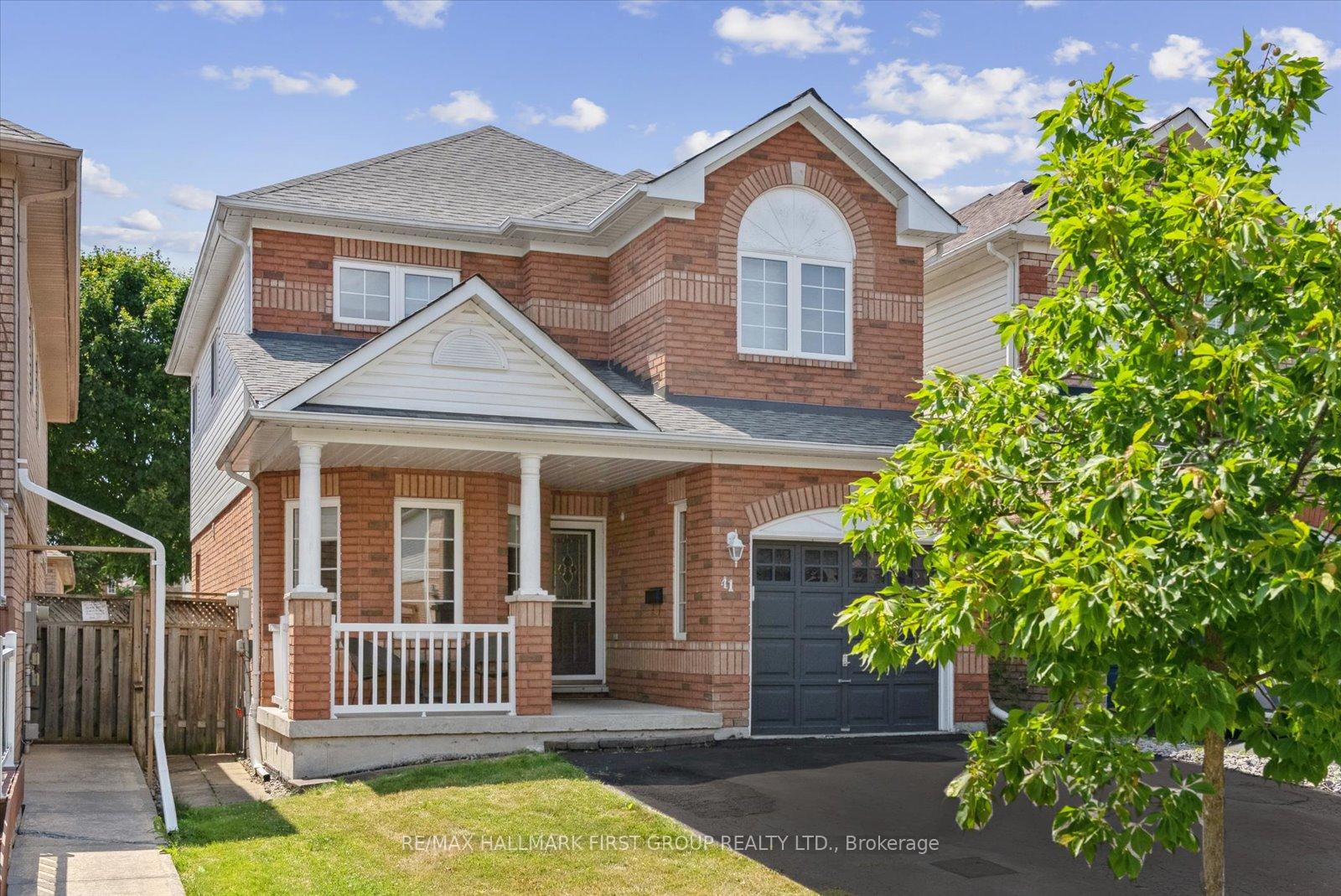 Photo 2 of 41 Marchwood Crescent, Clarington, Bowmanville — HOMEH
