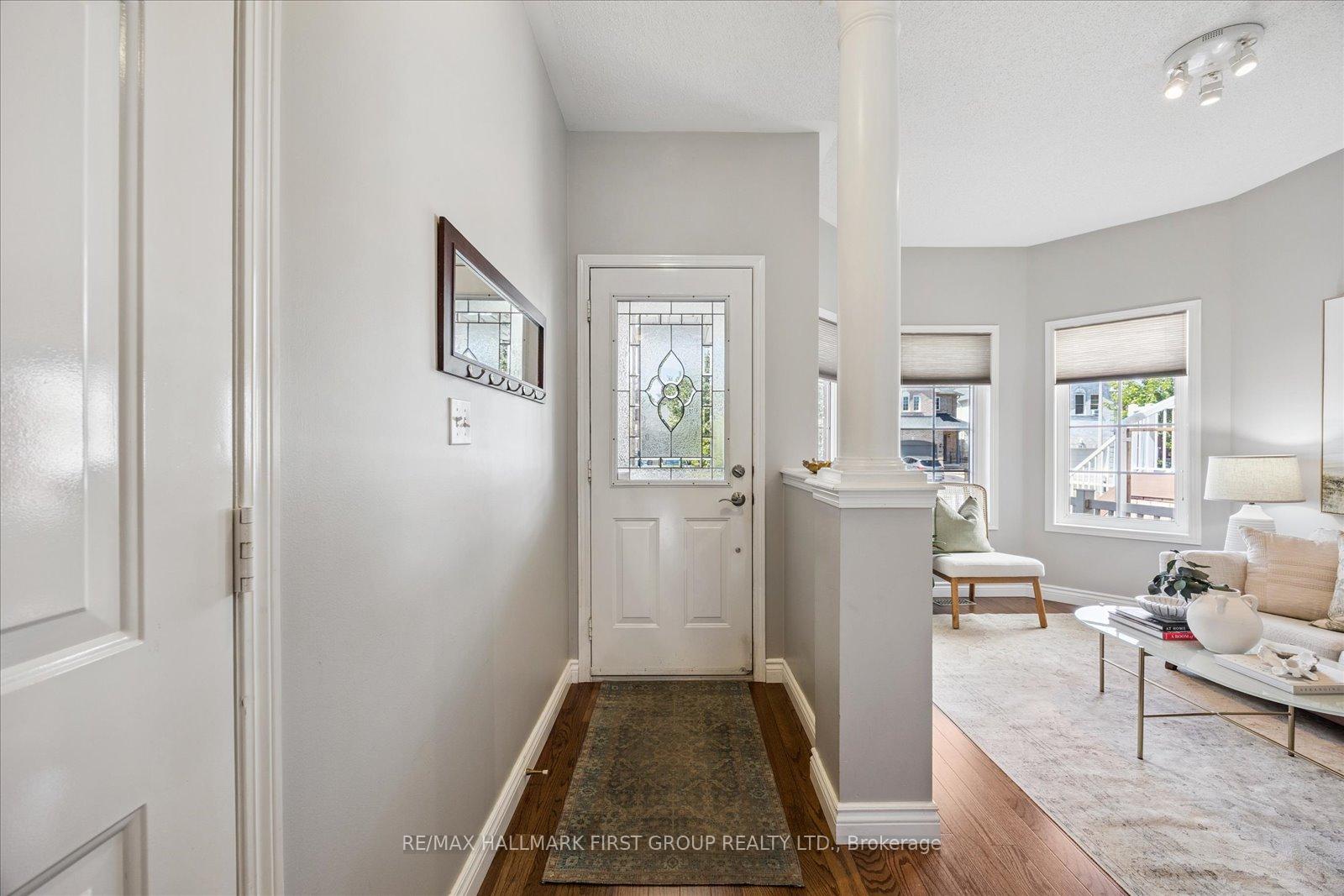 Photo 4 of 41 Marchwood Crescent, Clarington, Bowmanville — HOMEH