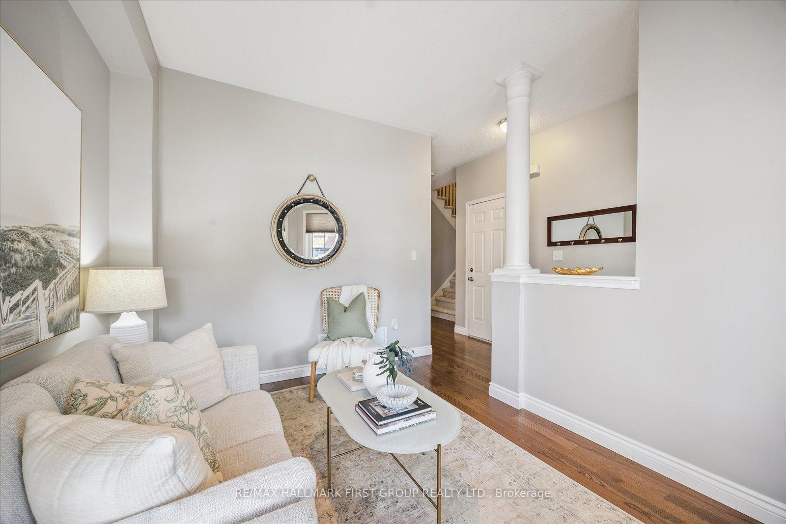 Photo 5 of 41 Marchwood Crescent, Clarington, Bowmanville — HOMEH