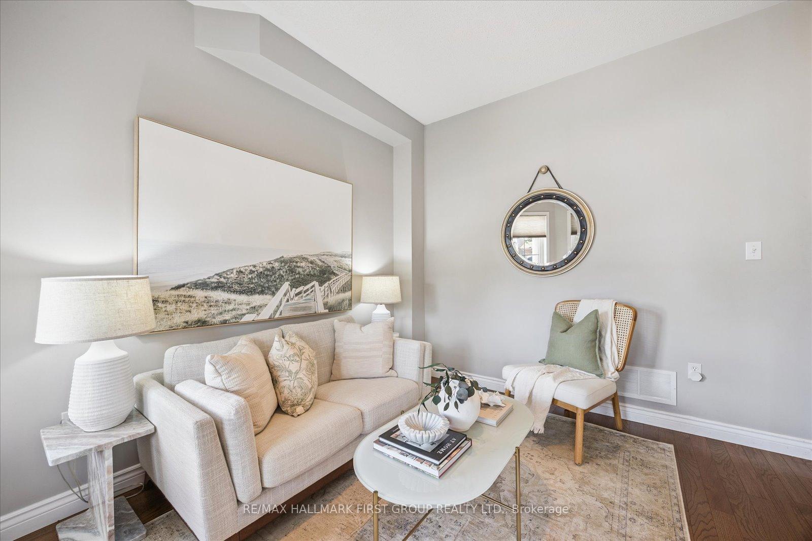 Photo 6 of 41 Marchwood Crescent, Clarington, Bowmanville — HOMEH