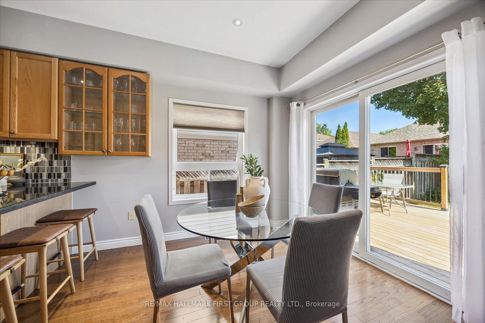 Photo 10 of 41 Marchwood Crescent, Clarington, Bowmanville — HOMEH