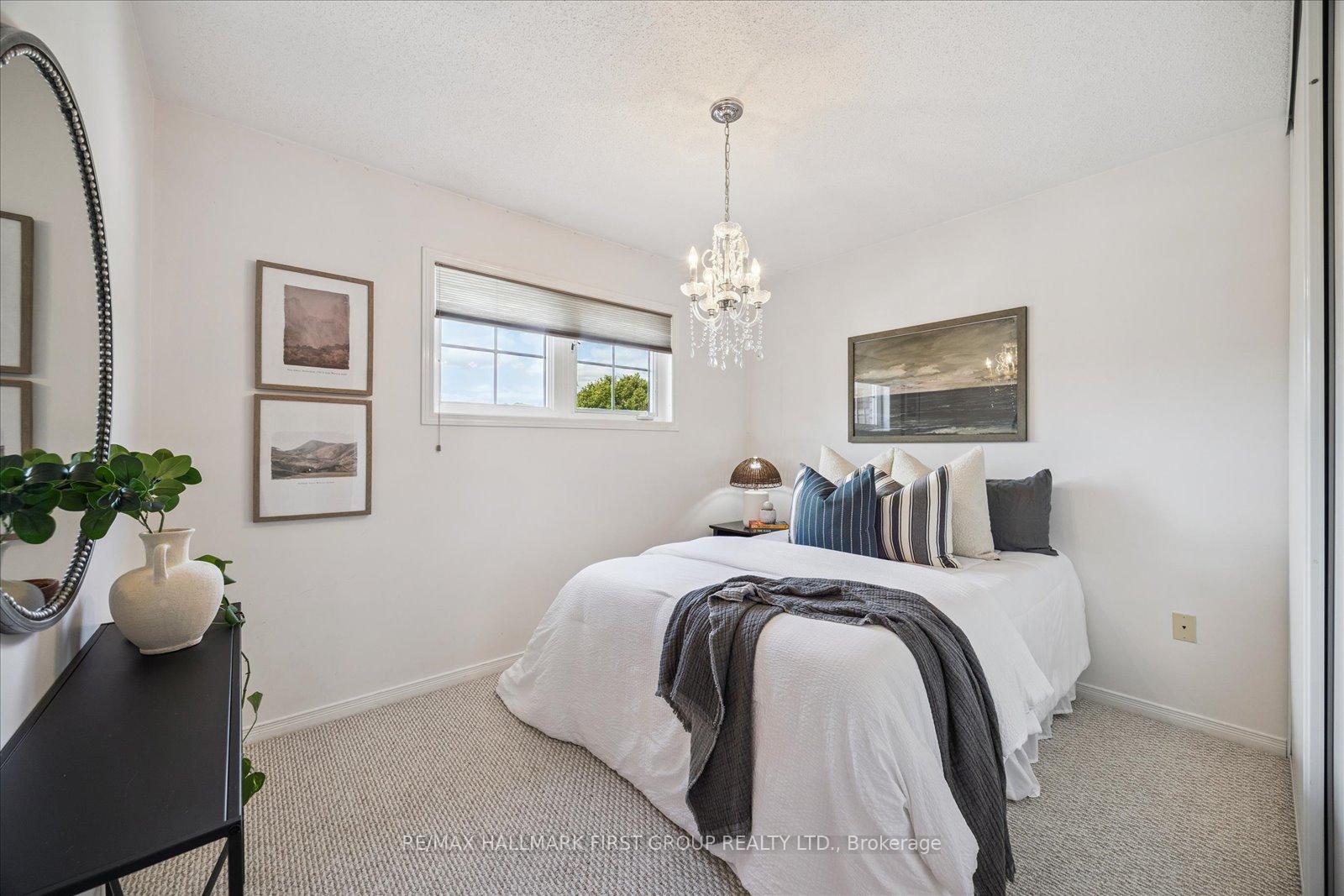 Photo 17 of 41 Marchwood Crescent, Clarington, Bowmanville — HOMEH