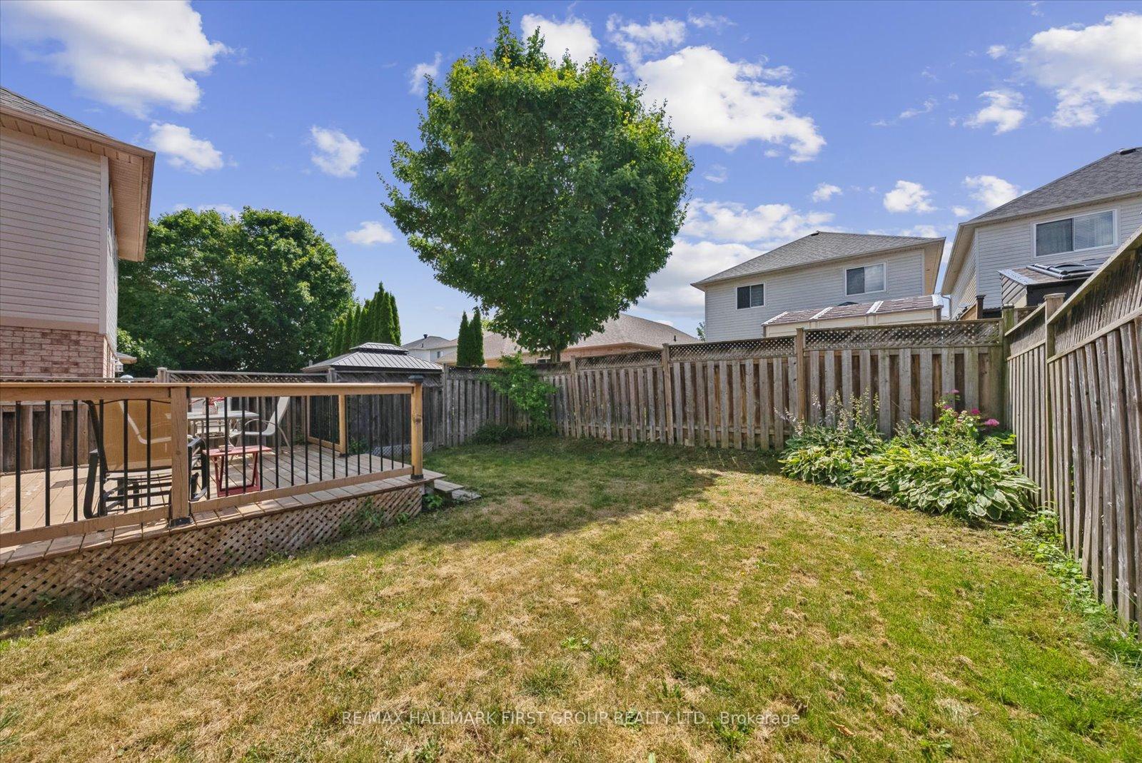 Photo 27 of 41 Marchwood Crescent, Clarington, Bowmanville — HOMEH