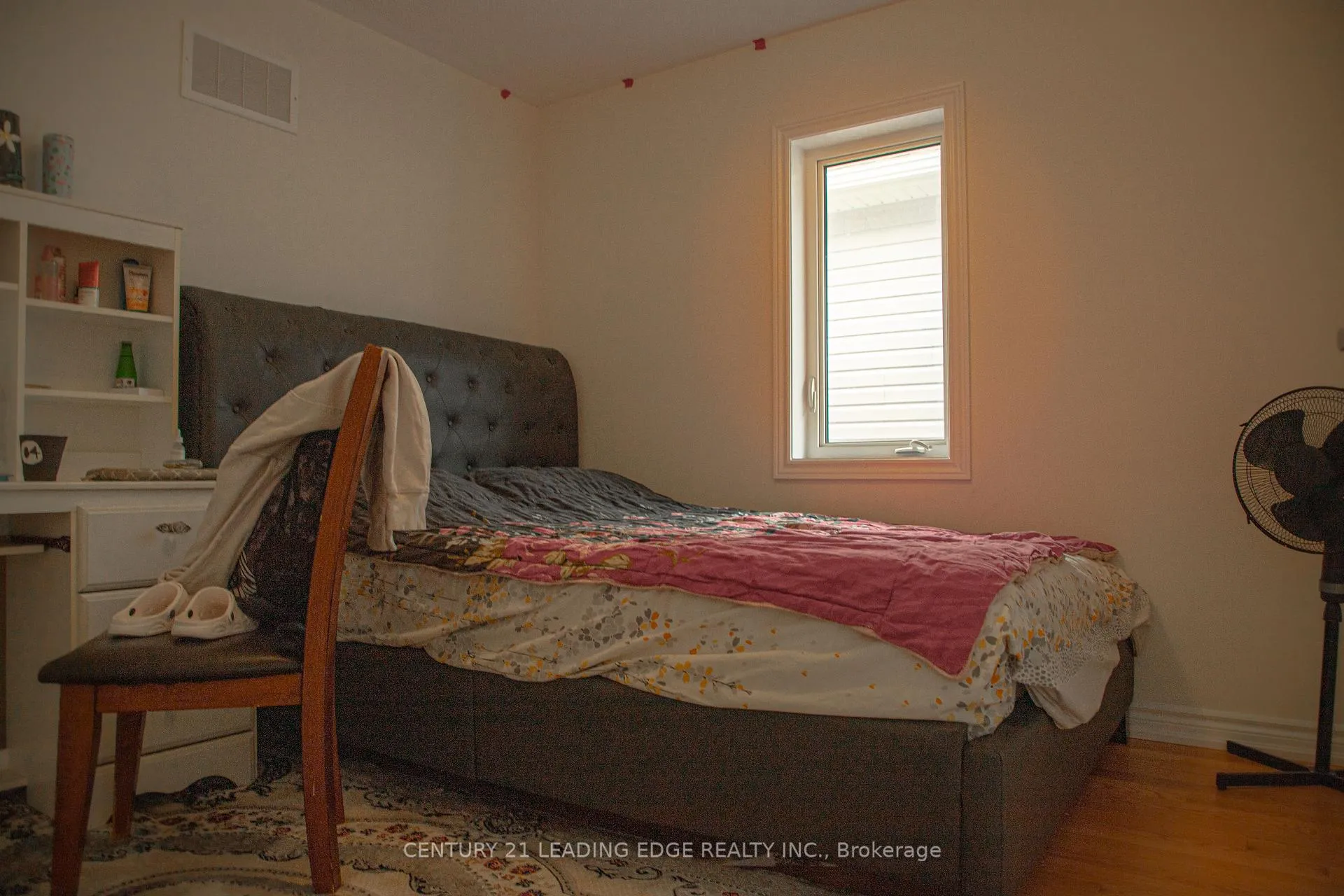 Photo 16 of 2 Ludlow Drive E, Barrie, Rural Barrie Southeast — HOMEH