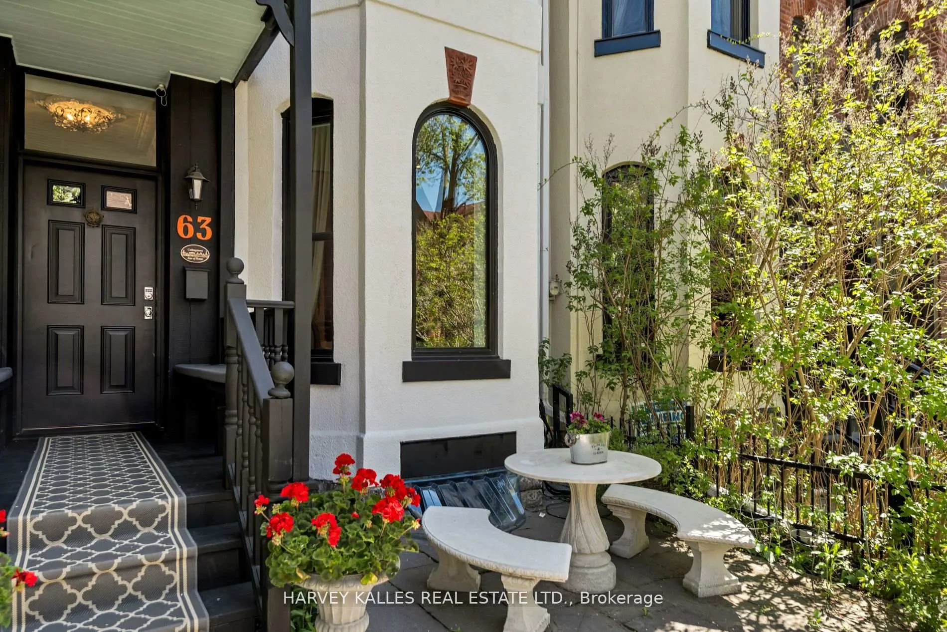 Photo 2 of 63 Metcalfe Street, Toronto, Cabbagetown-South St. James Town — HOMEH