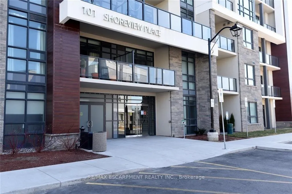 Photo 10 of Unit 628, 101 Shoreview Place, Hamilton, Lakeshore — HOMEH