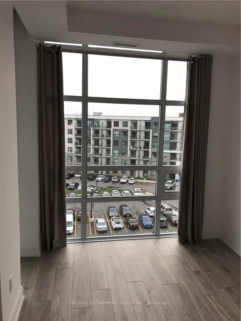 Photo 11 of Unit 628, 101 Shoreview Place, Hamilton, Lakeshore — HOMEH