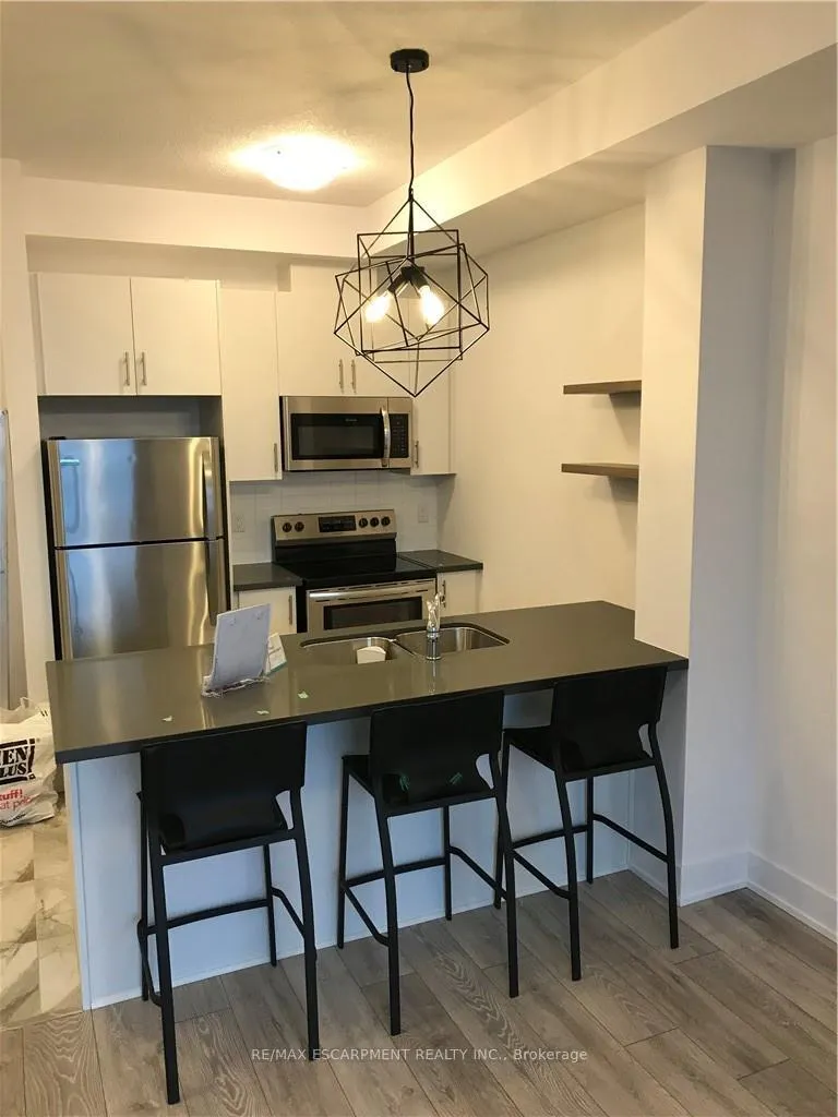 Photo 14 of Unit 628, 101 Shoreview Place, Hamilton, Lakeshore — HOMEH
