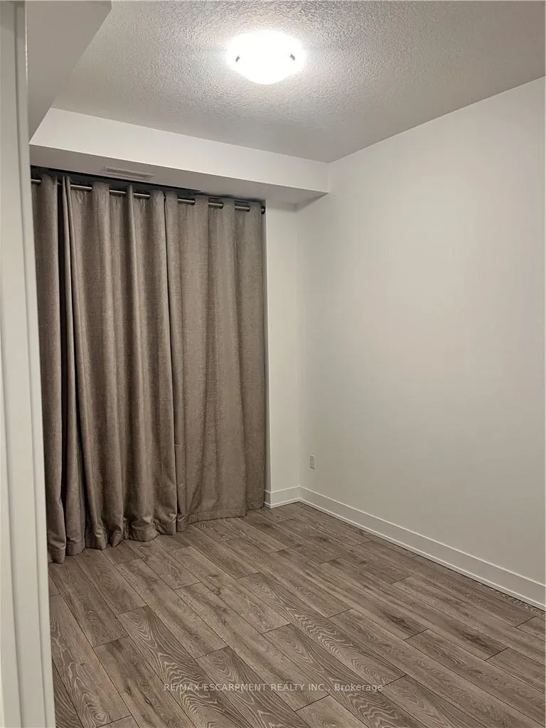 Photo 16 of Unit 628, 101 Shoreview Place, Hamilton, Lakeshore — HOMEH