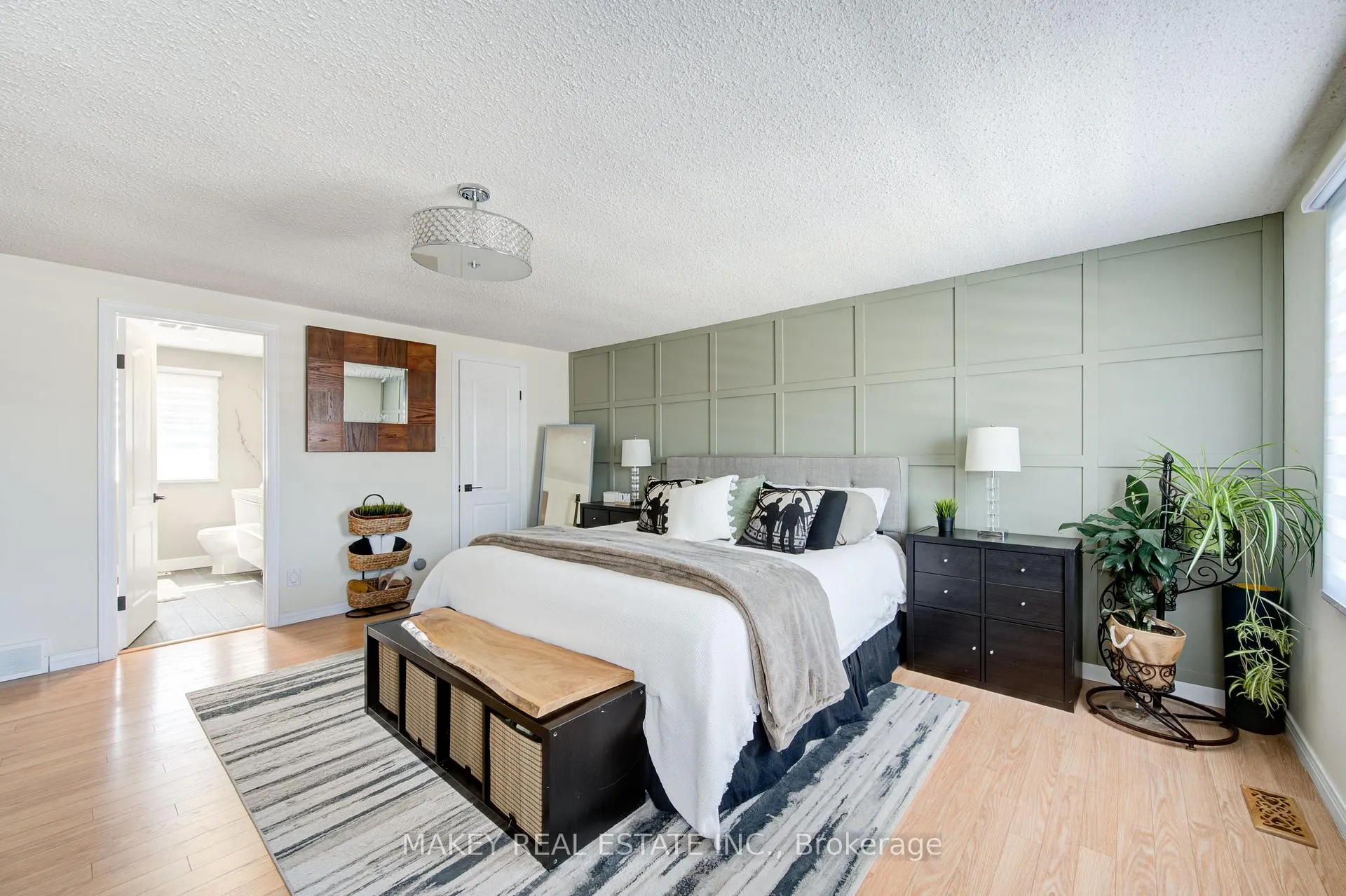 Photo 20 of 41 Rolling Acres Drive, Kitchener — HOMEH