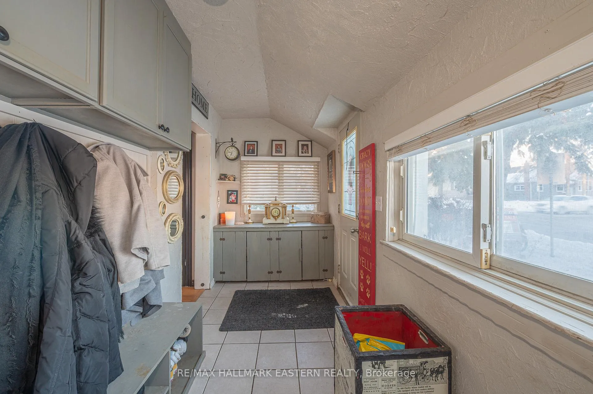 Photo 4 of 1031 High Street, Peterborough, Otonabee Ward 1 — HOMEH