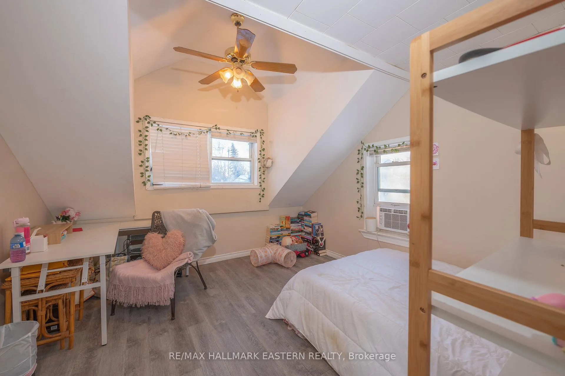 Photo 19 of 1031 High Street, Peterborough, Otonabee Ward 1 — HOMEH