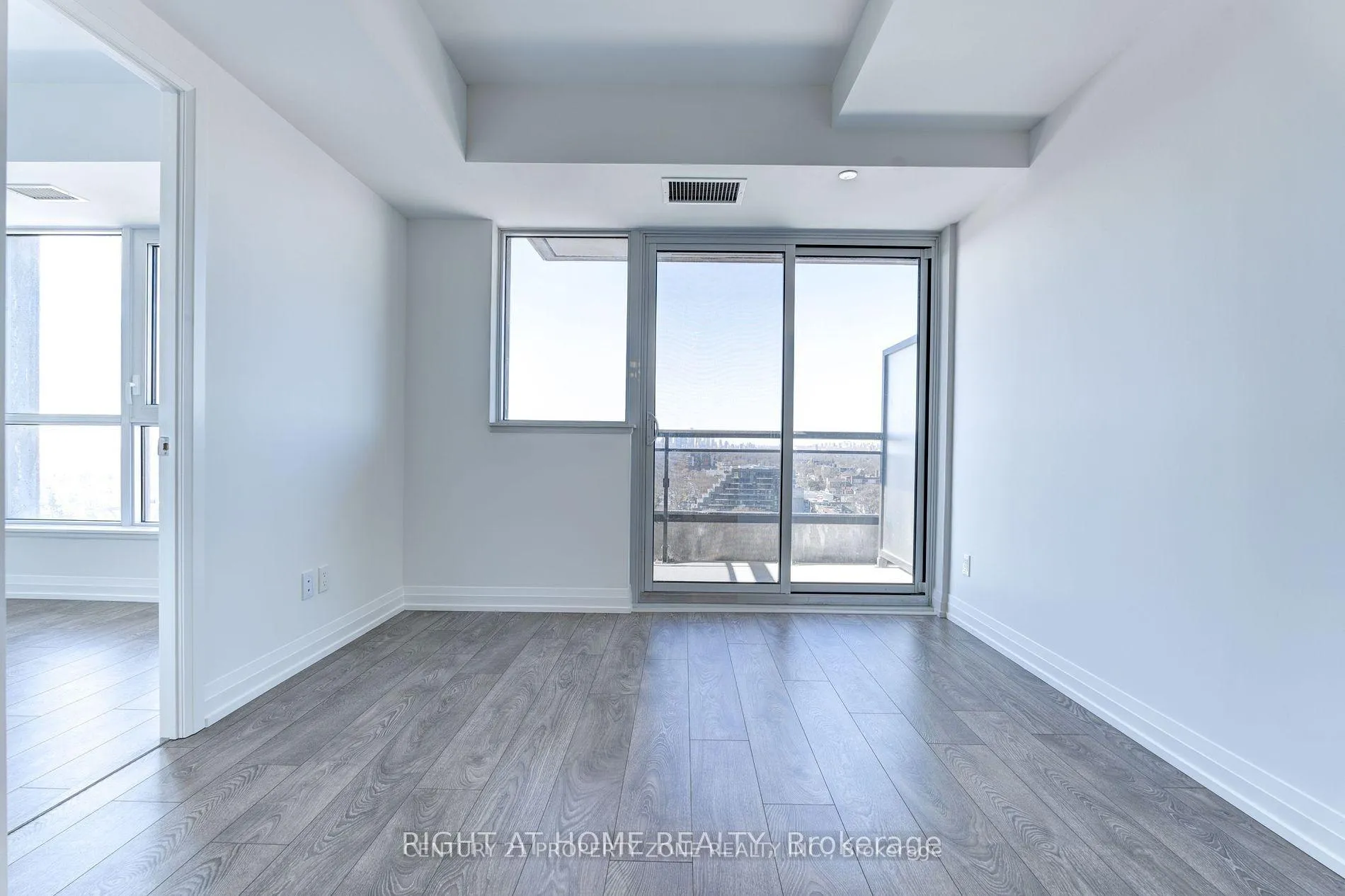Photo 12 of Unit 1609, 286 Main Street, Toronto, East End-Danforth — HOMEH
