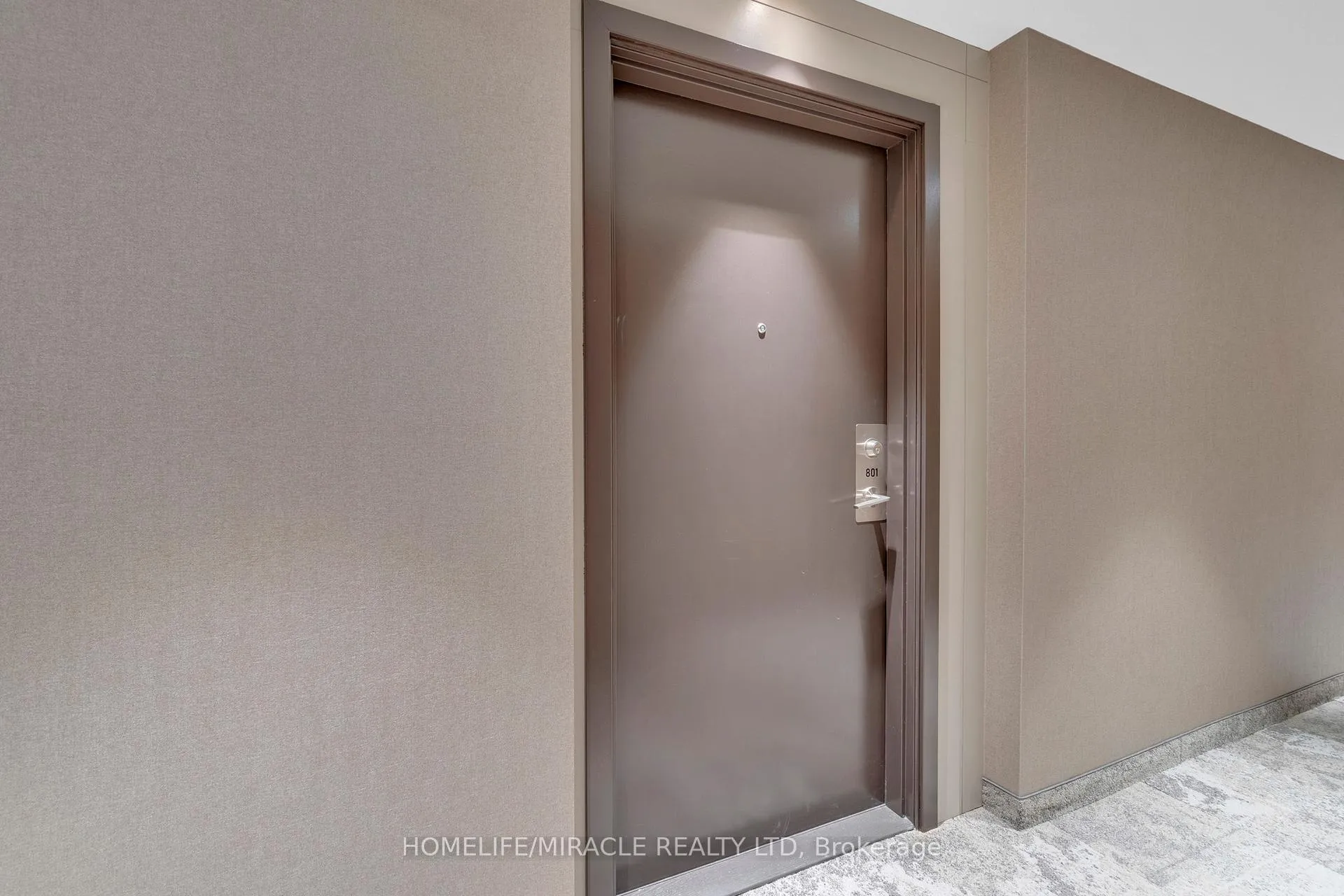Photo 3 of Unit 801, 60 Honeycrisp Crescent, Vaughan, Vaughan Corporate Centre — HOMEH