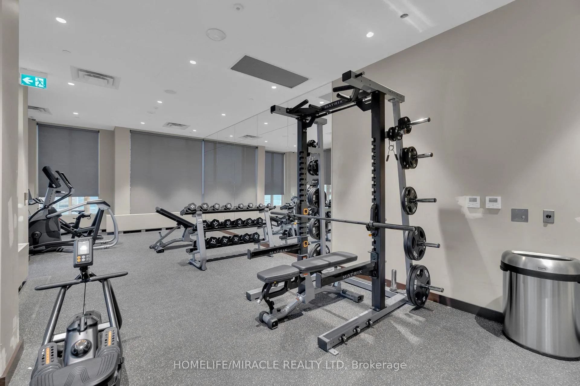 Photo 25 of Unit 801, 60 Honeycrisp Crescent, Vaughan, Vaughan Corporate Centre — HOMEH
