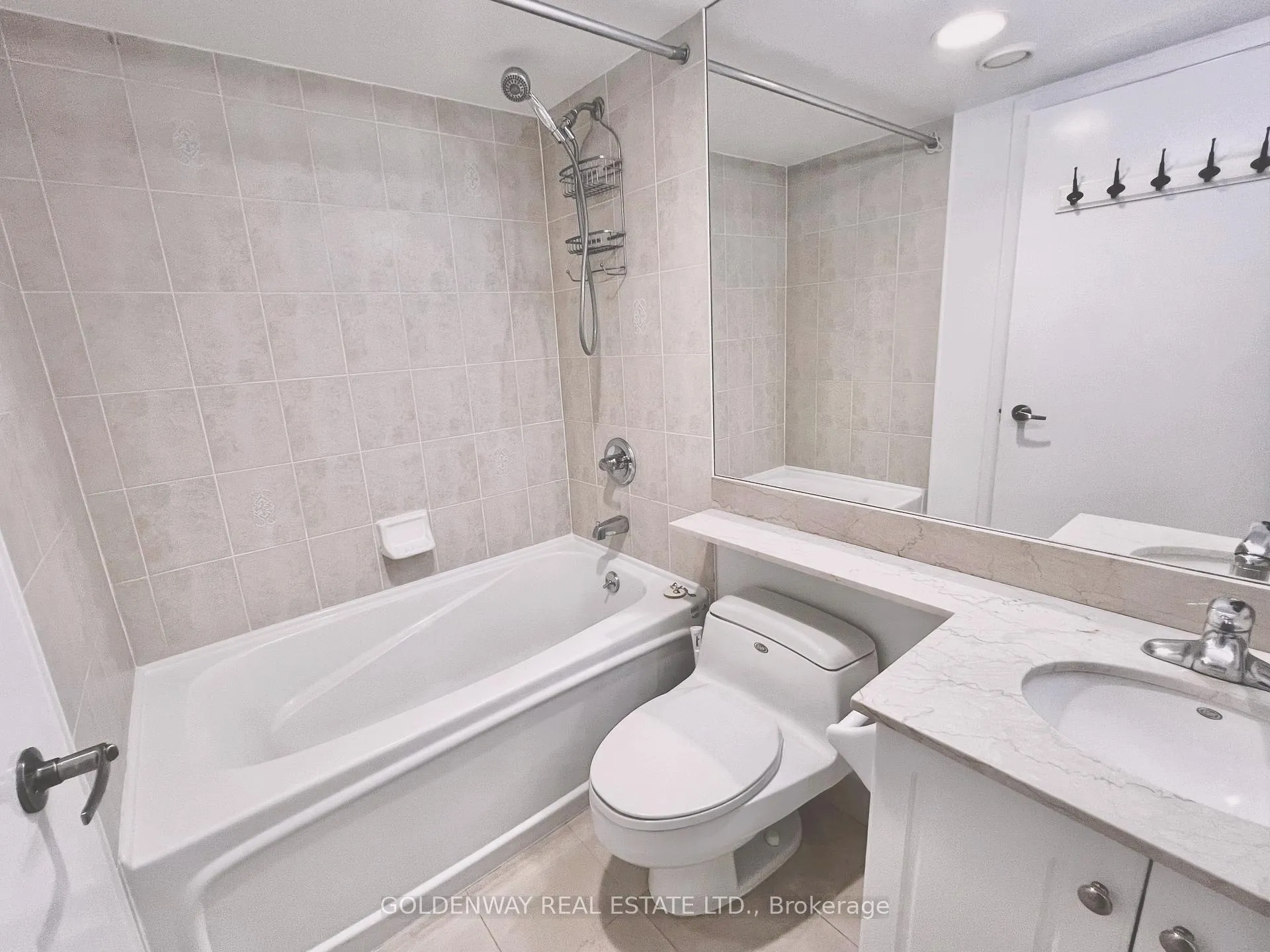 Photo 12 of Unit 3513, 210 Victoria Street, Toronto, Church-Yonge Corridor — HOMEH