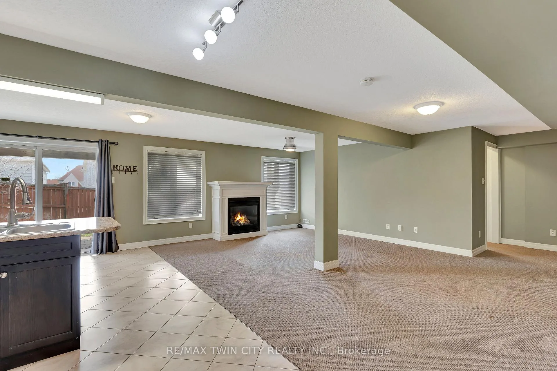 Photo 29 of 330 Pine Valley Drive, Kitchener — HOMEH