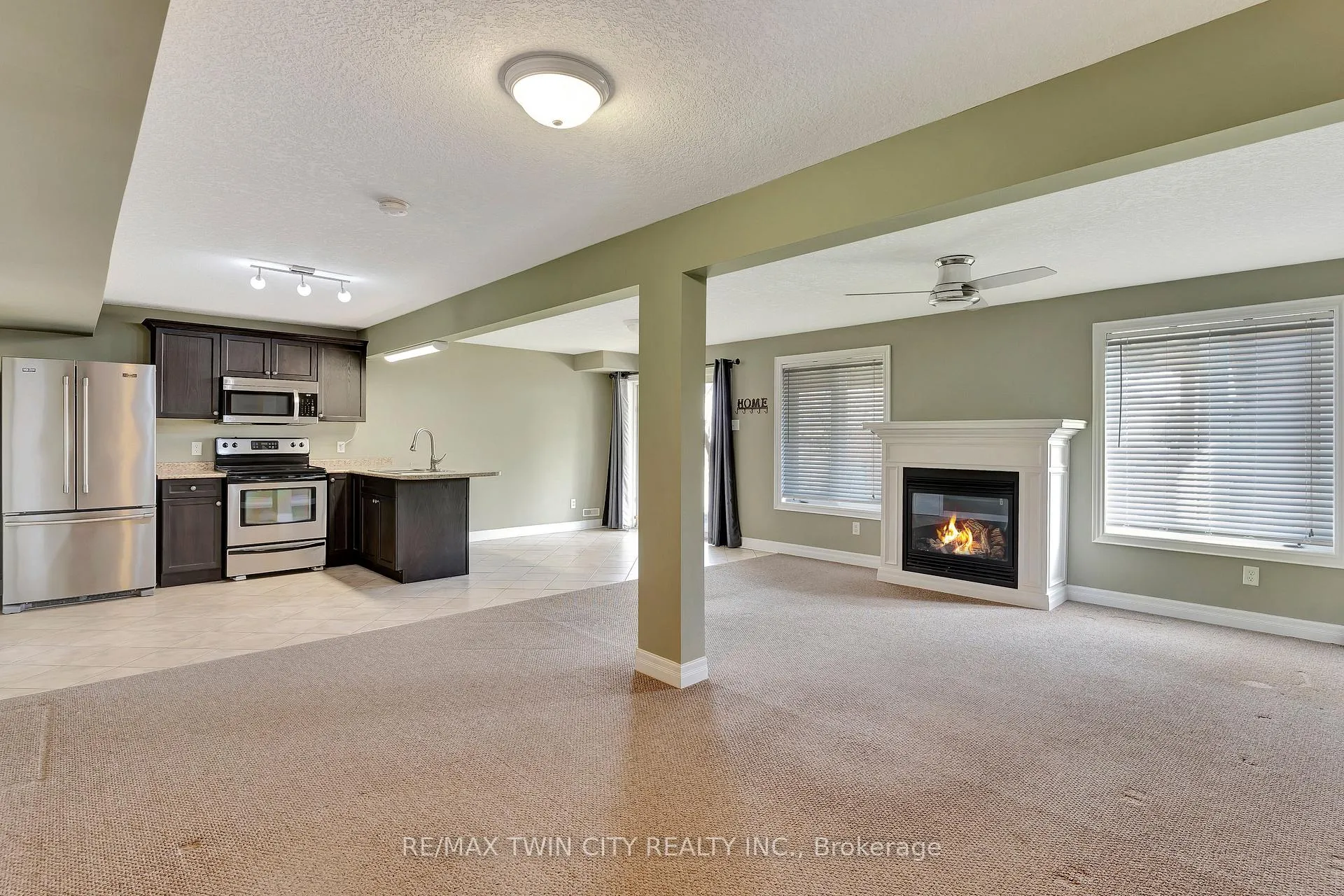 Photo 30 of 330 Pine Valley Drive, Kitchener — HOMEH
