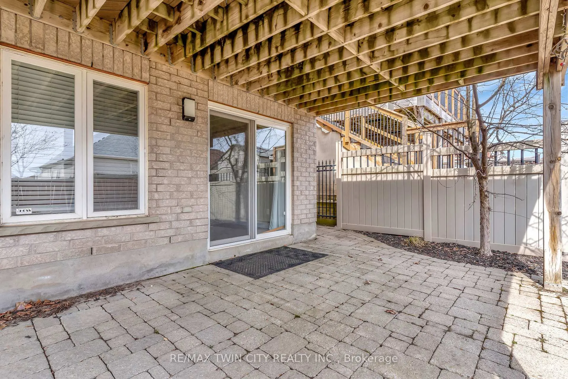 Photo 40 of 330 Pine Valley Drive, Kitchener — HOMEH