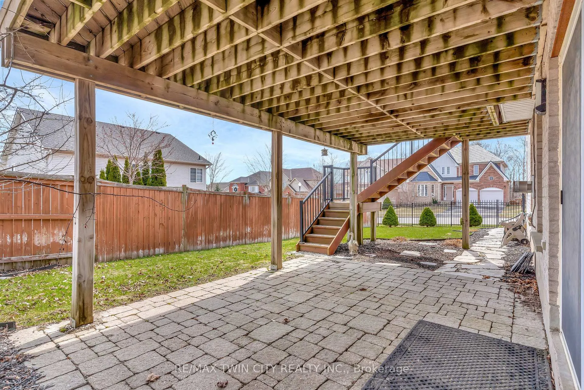 Photo 41 of 330 Pine Valley Drive, Kitchener — HOMEH