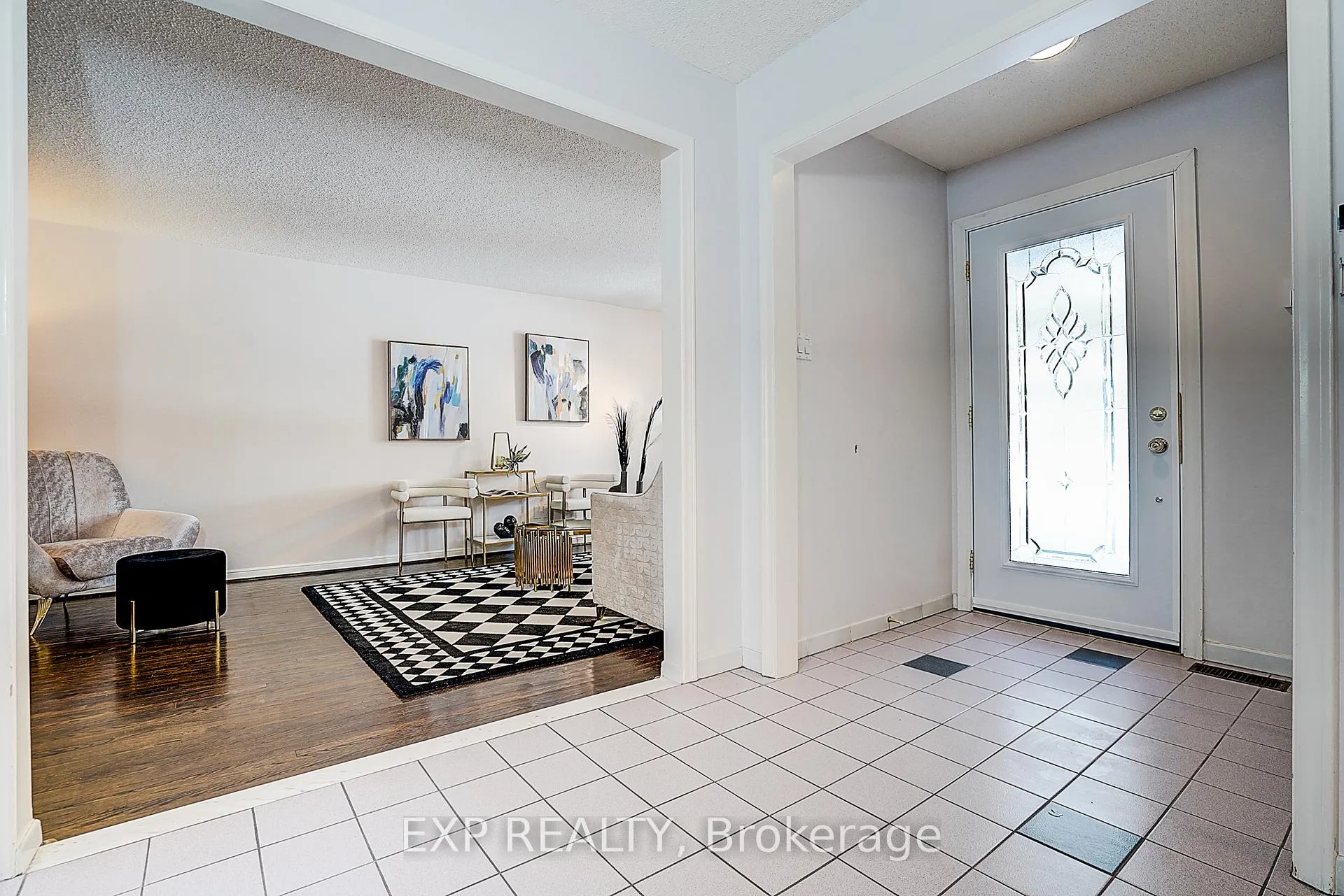 Photo 6 of 27 Pining Road, Markham, Aileen-Willowbrook — HOMEH