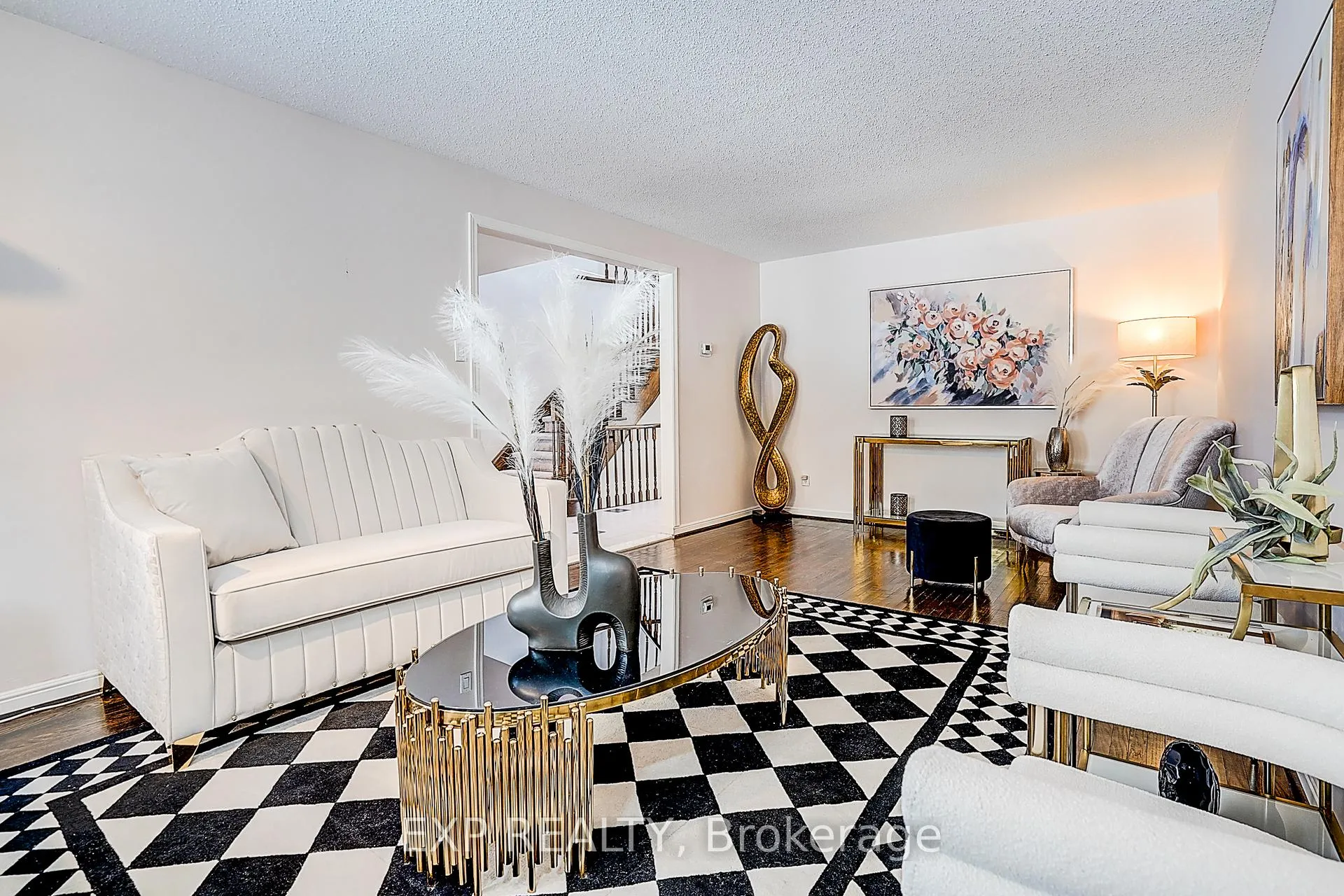 Photo 9 of 27 Pining Road, Markham, Aileen-Willowbrook — HOMEH