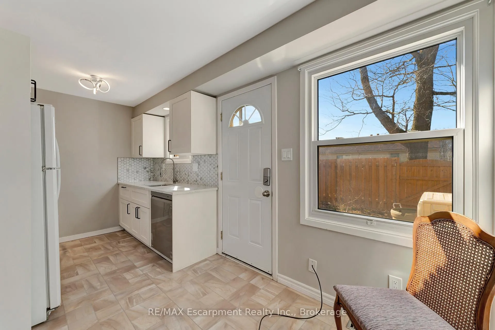 Photo 10 of Unit 15, 165 Green Valley Drive, Kitchener — HOMEH