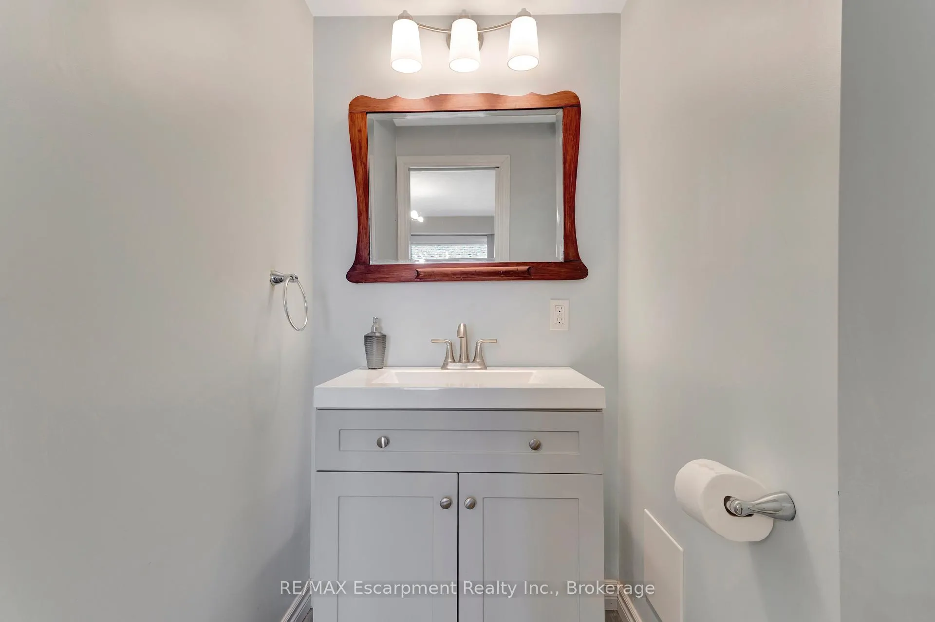 Photo 11 of Unit 15, 165 Green Valley Drive, Kitchener — HOMEH