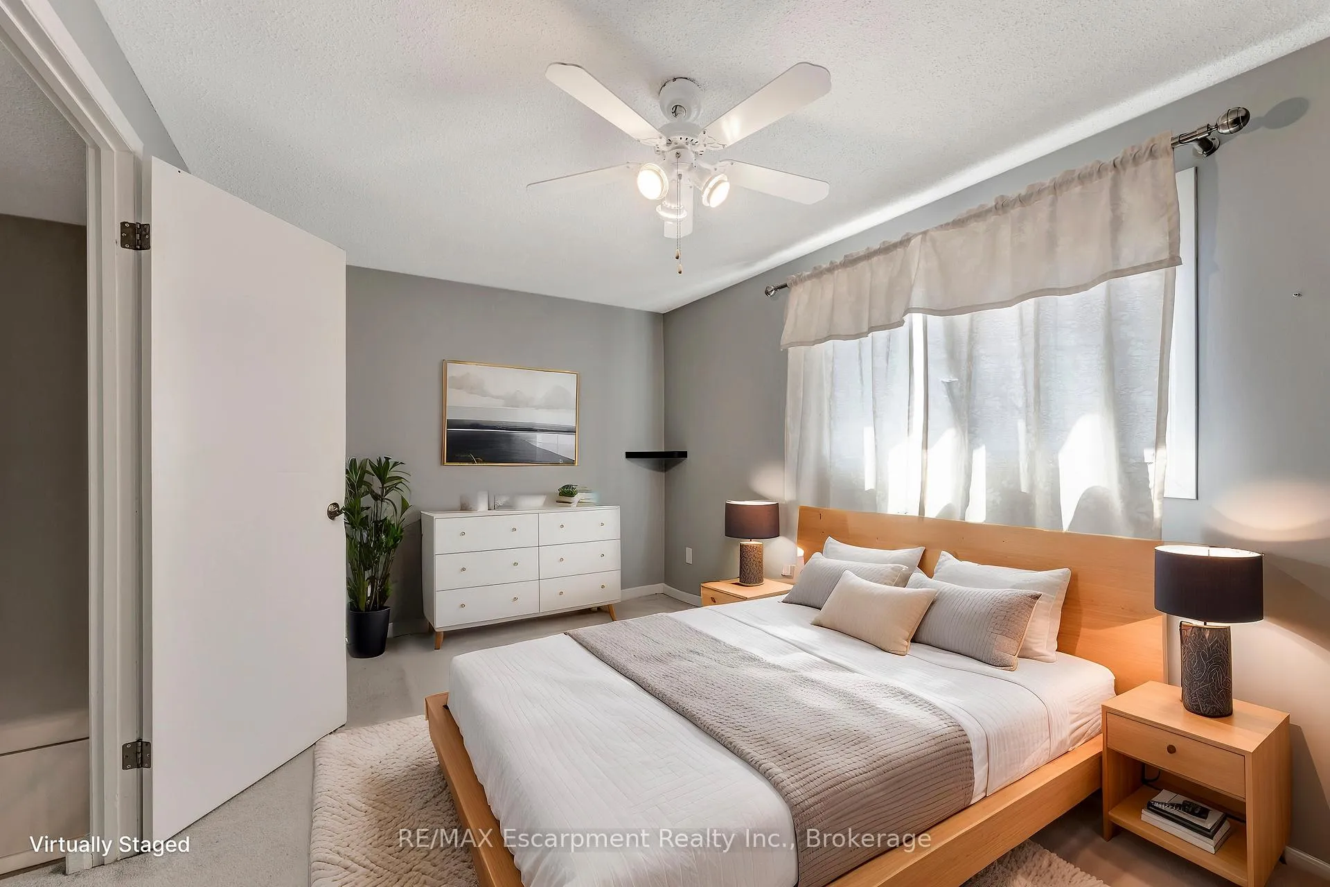 Photo 12 of Unit 15, 165 Green Valley Drive, Kitchener — HOMEH