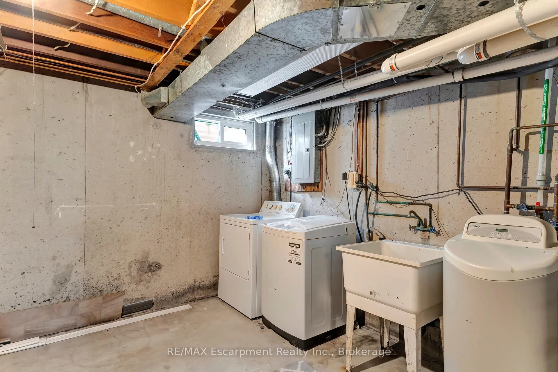 Photo 19 of Unit 15, 165 Green Valley Drive, Kitchener — HOMEH