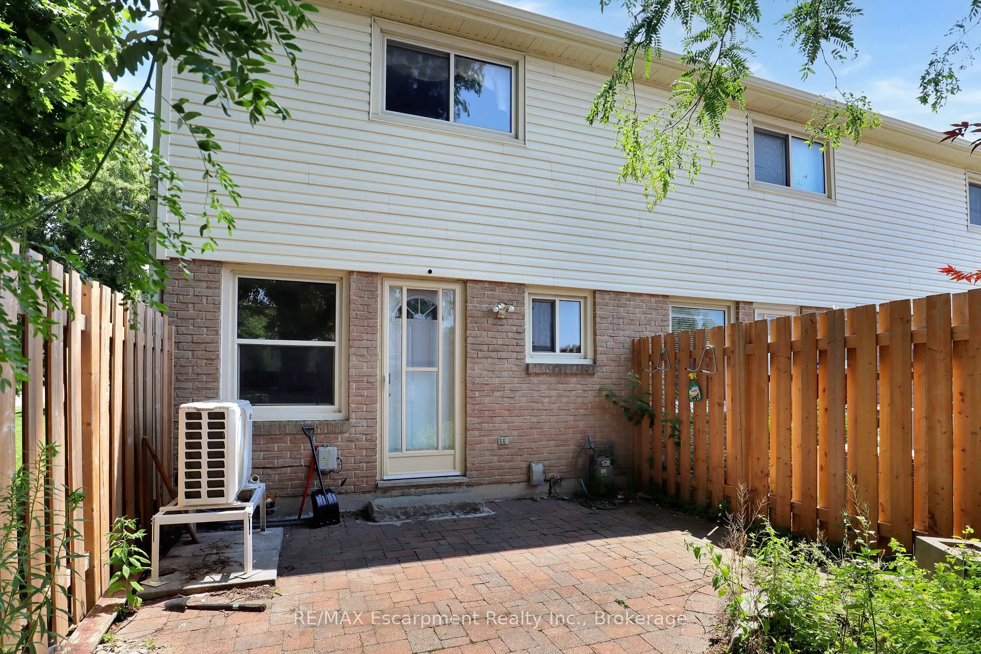 Photo 21 of Unit 15, 165 Green Valley Drive, Kitchener — HOMEH